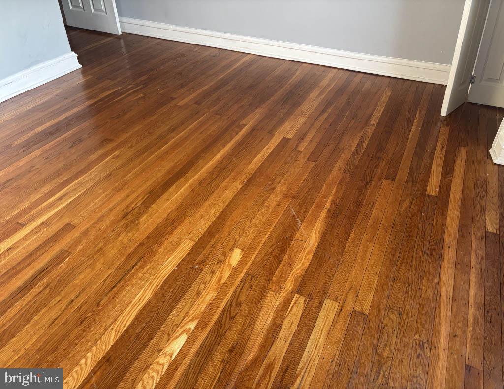 WEST OAK LANE - Residential