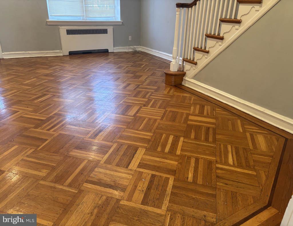WEST OAK LANE - Residential