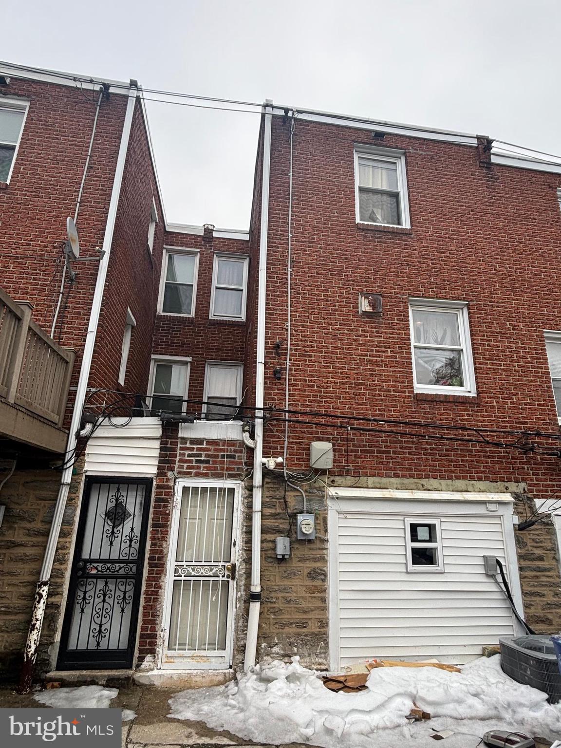 WEST OAK LANE - Residential