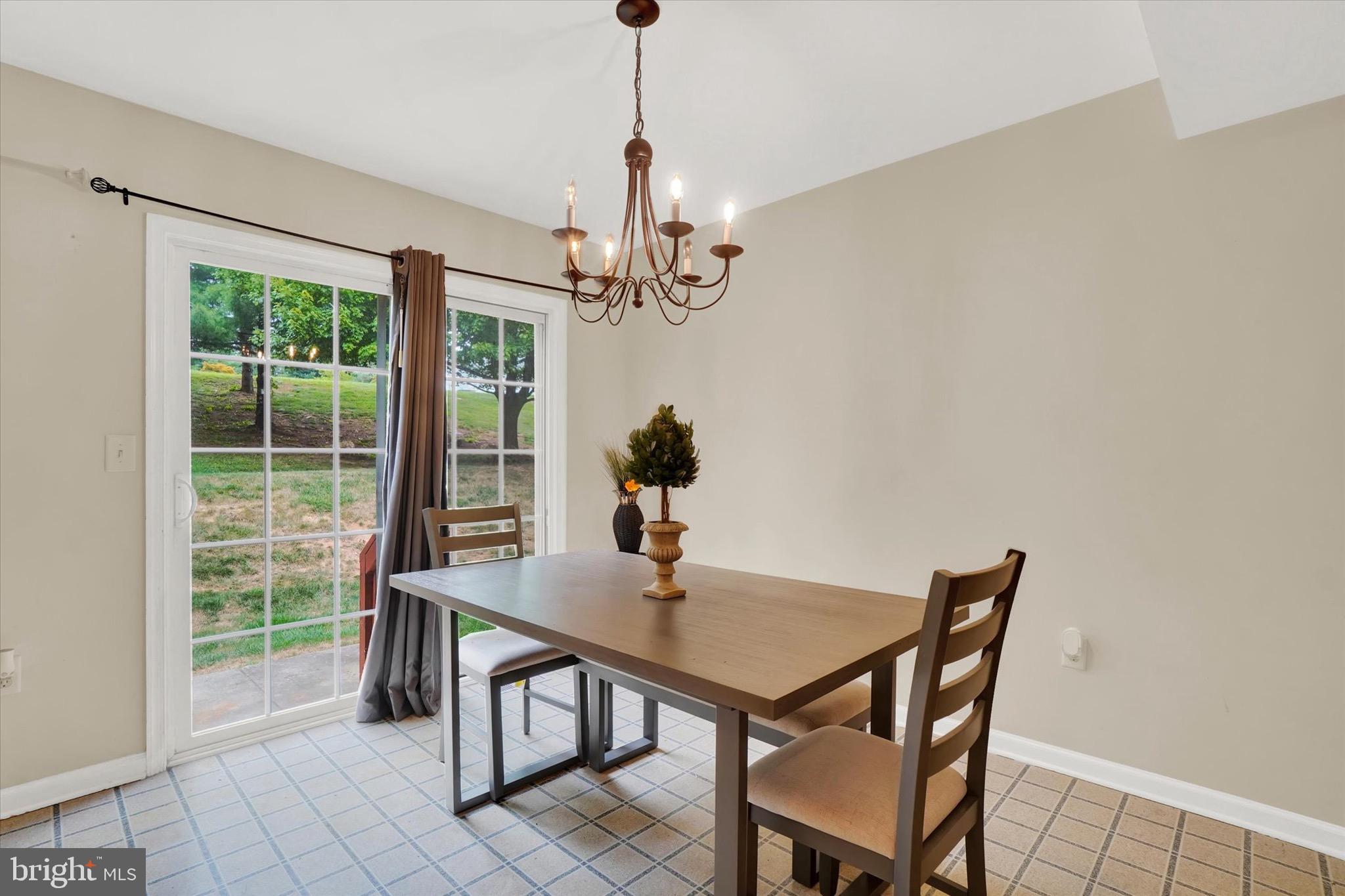 HUNT CLUB - Residential
