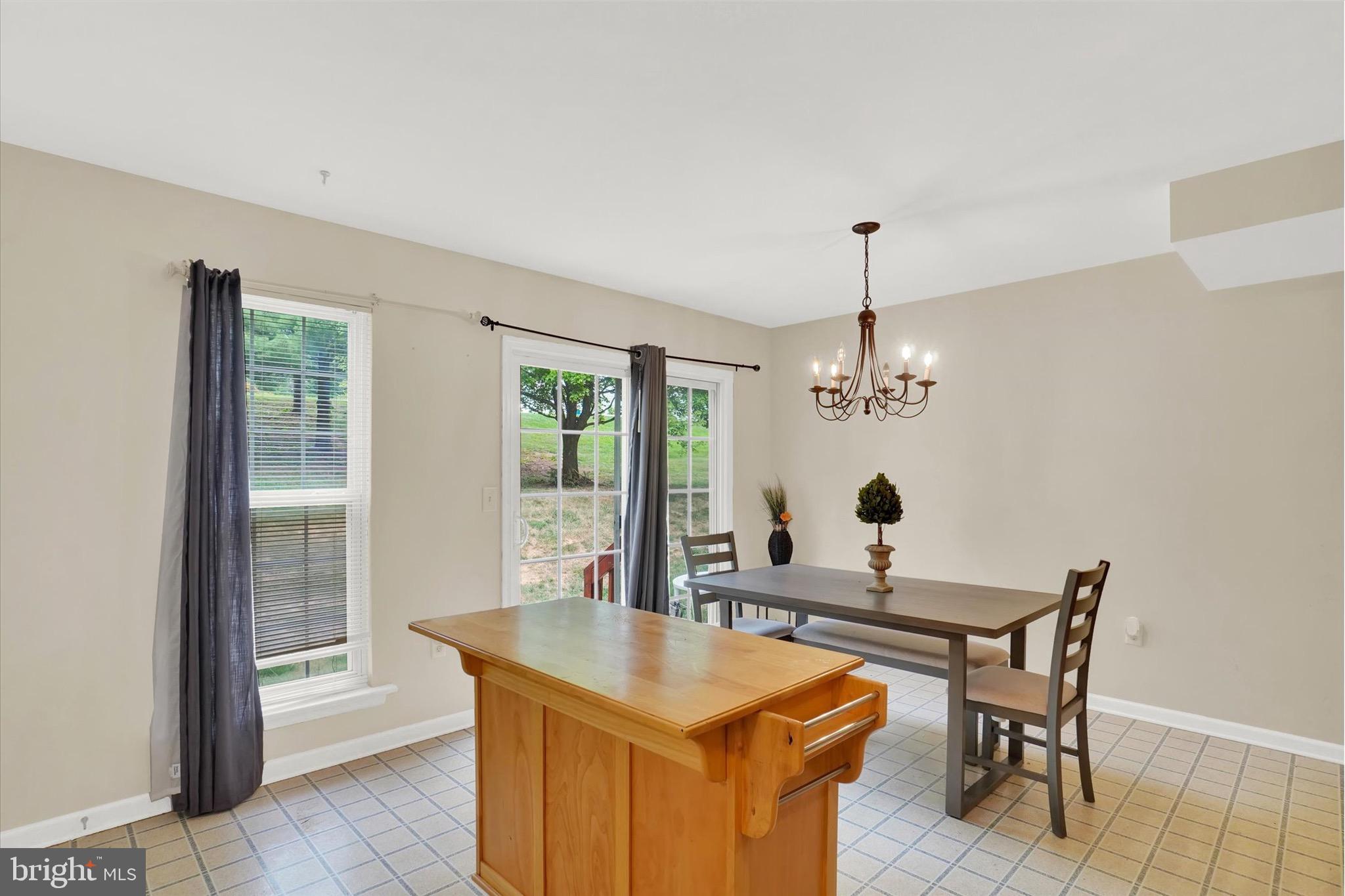 HUNT CLUB - Residential