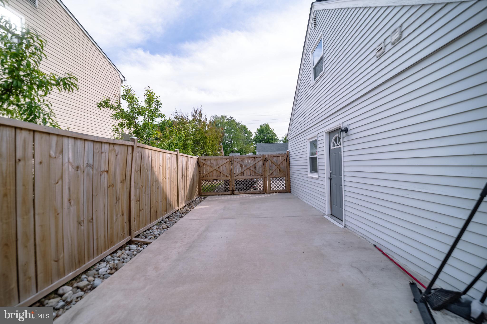 MANASSAS PARK - Residential
