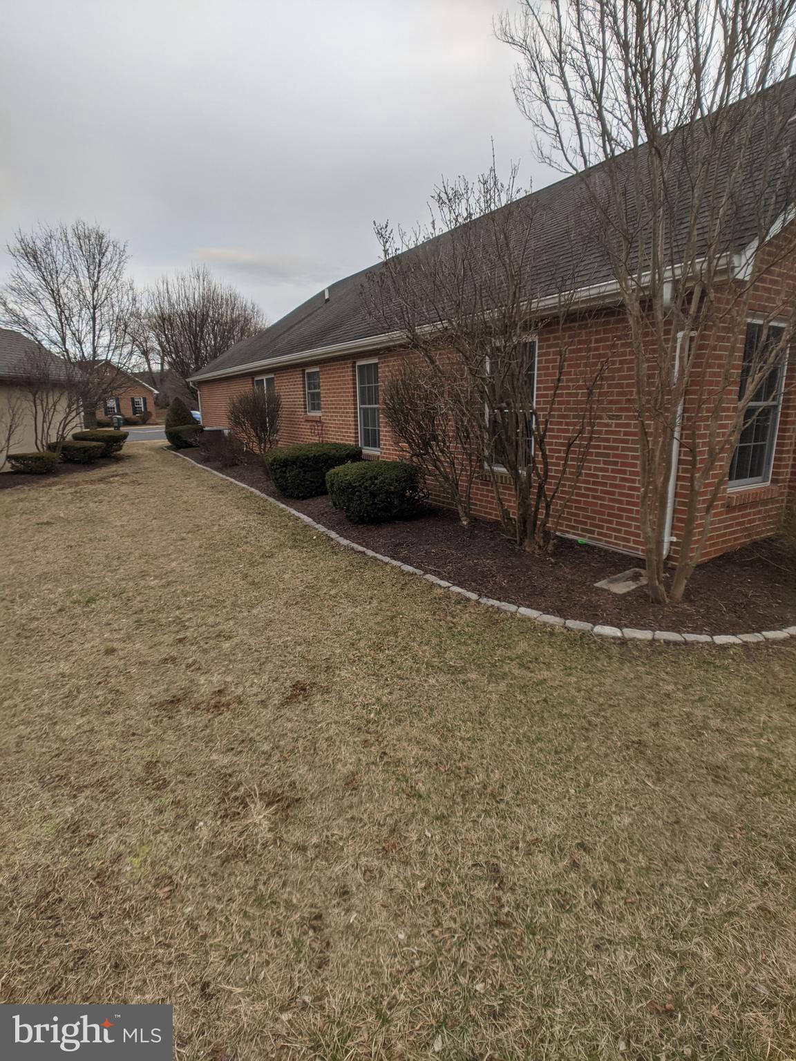 WILLOW LAWN COTTAGES - Residential