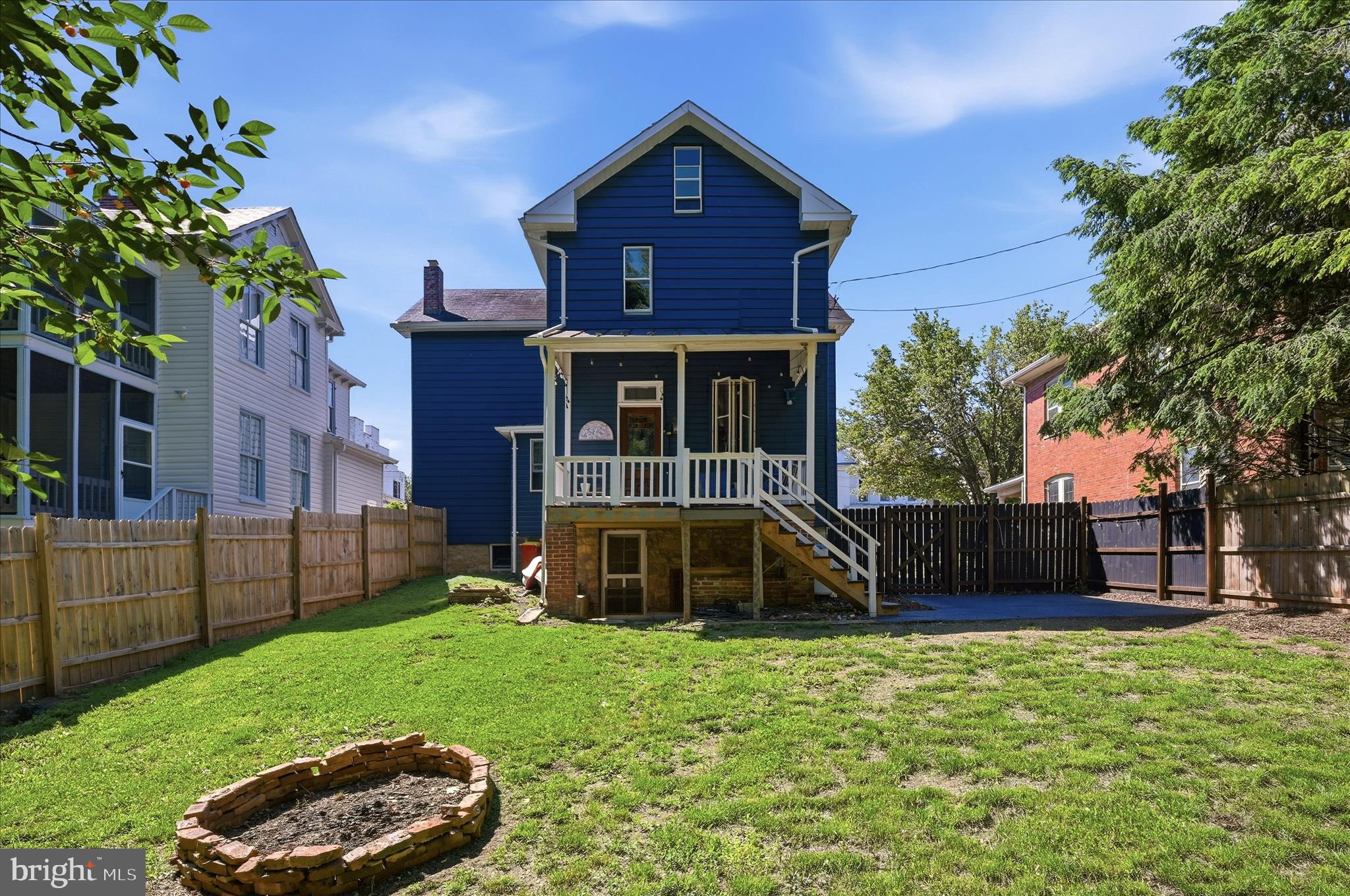 CITY OF CHARLES TOWN - Residential