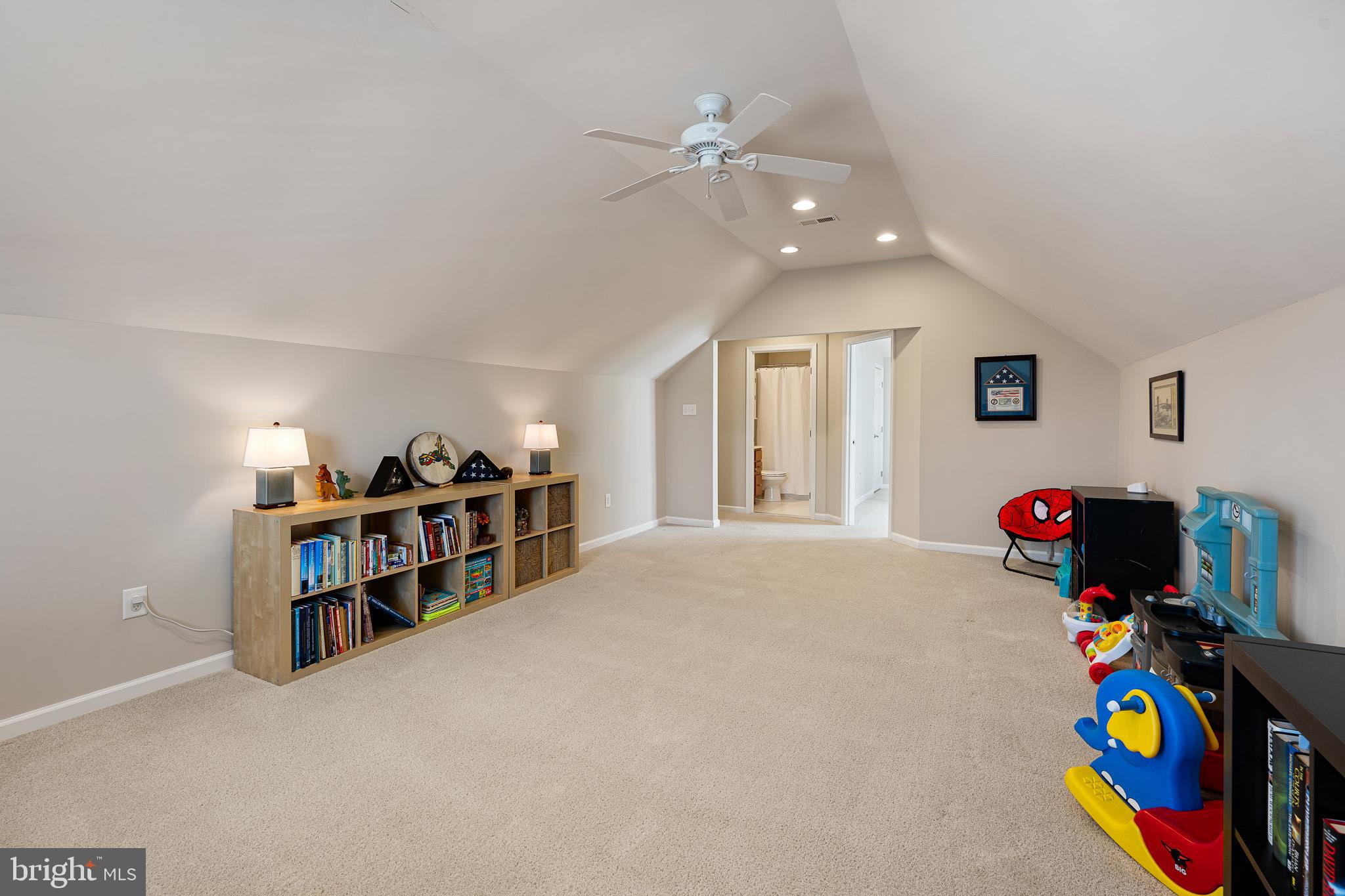 FAIRWAY VILLAGE - Residential