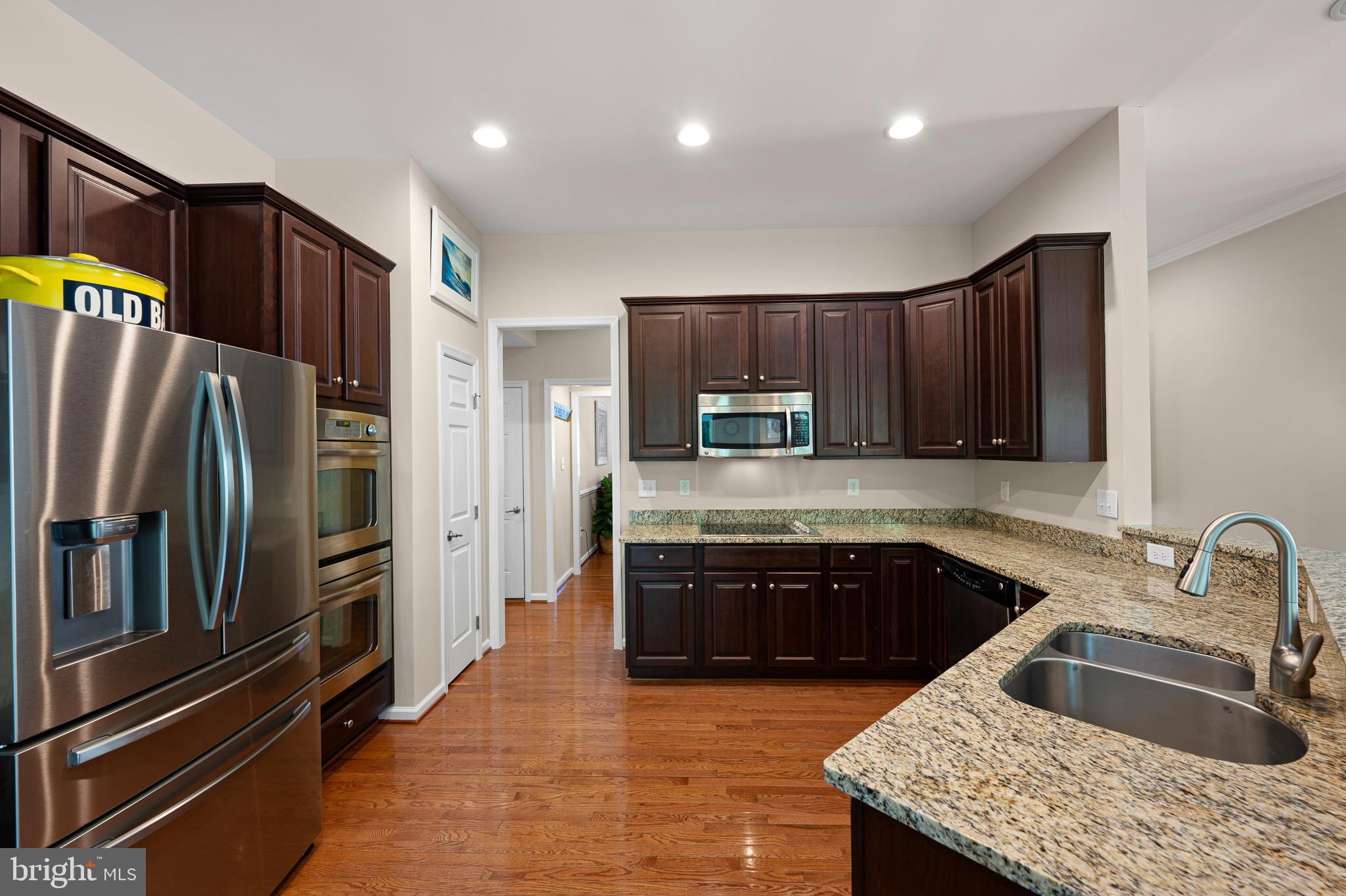 FAIRWAY VILLAGE - Residential
