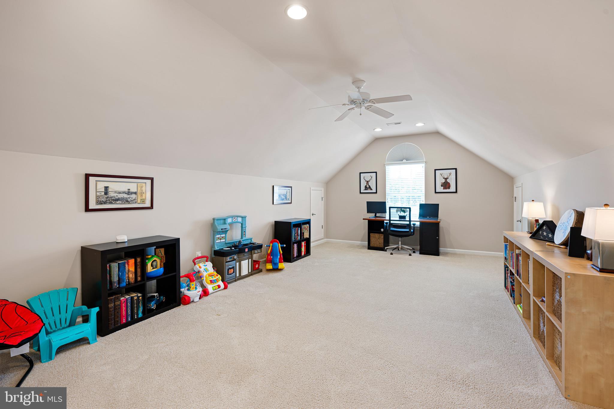 FAIRWAY VILLAGE - Residential