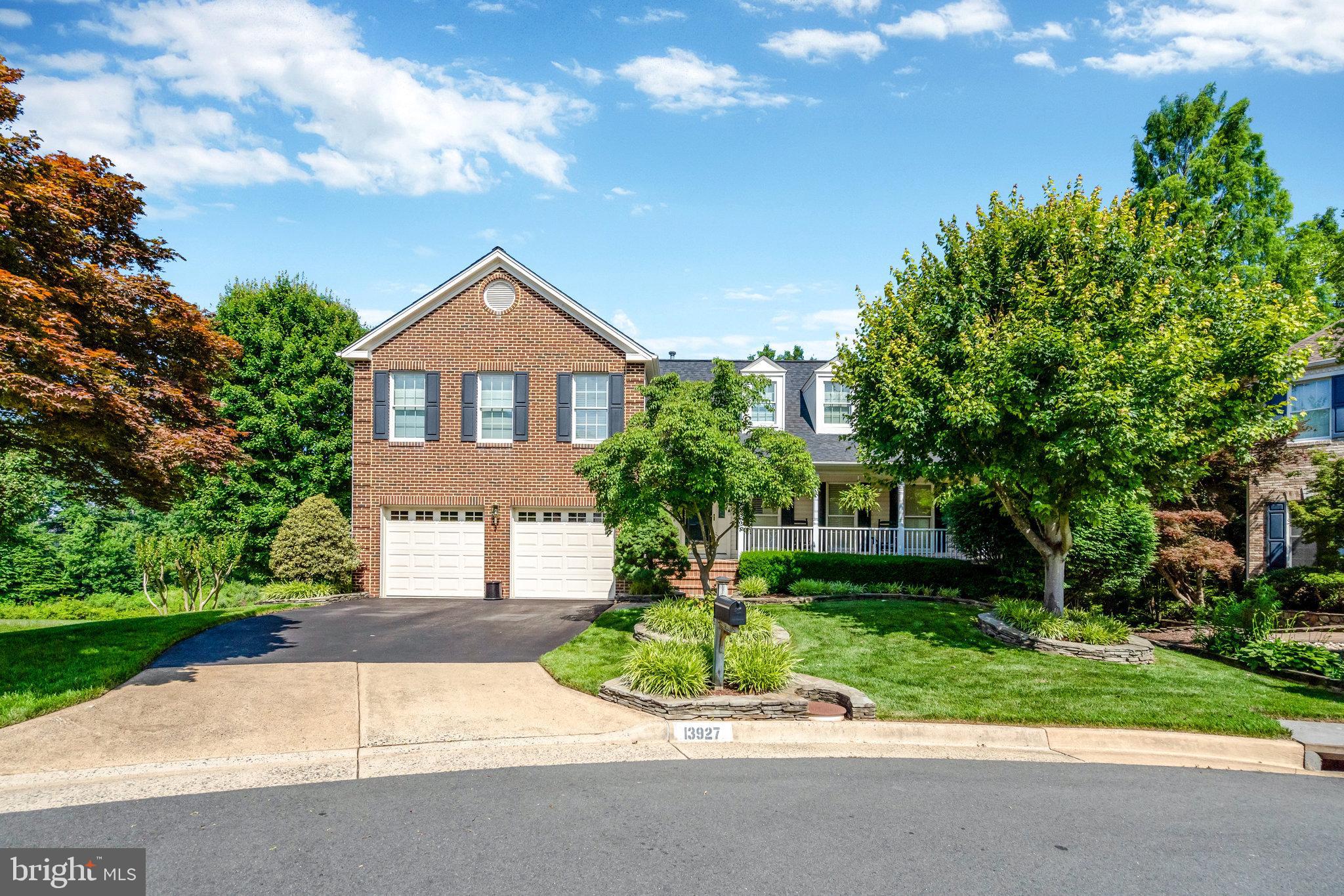 COMPTON HEIGHTS - Residential