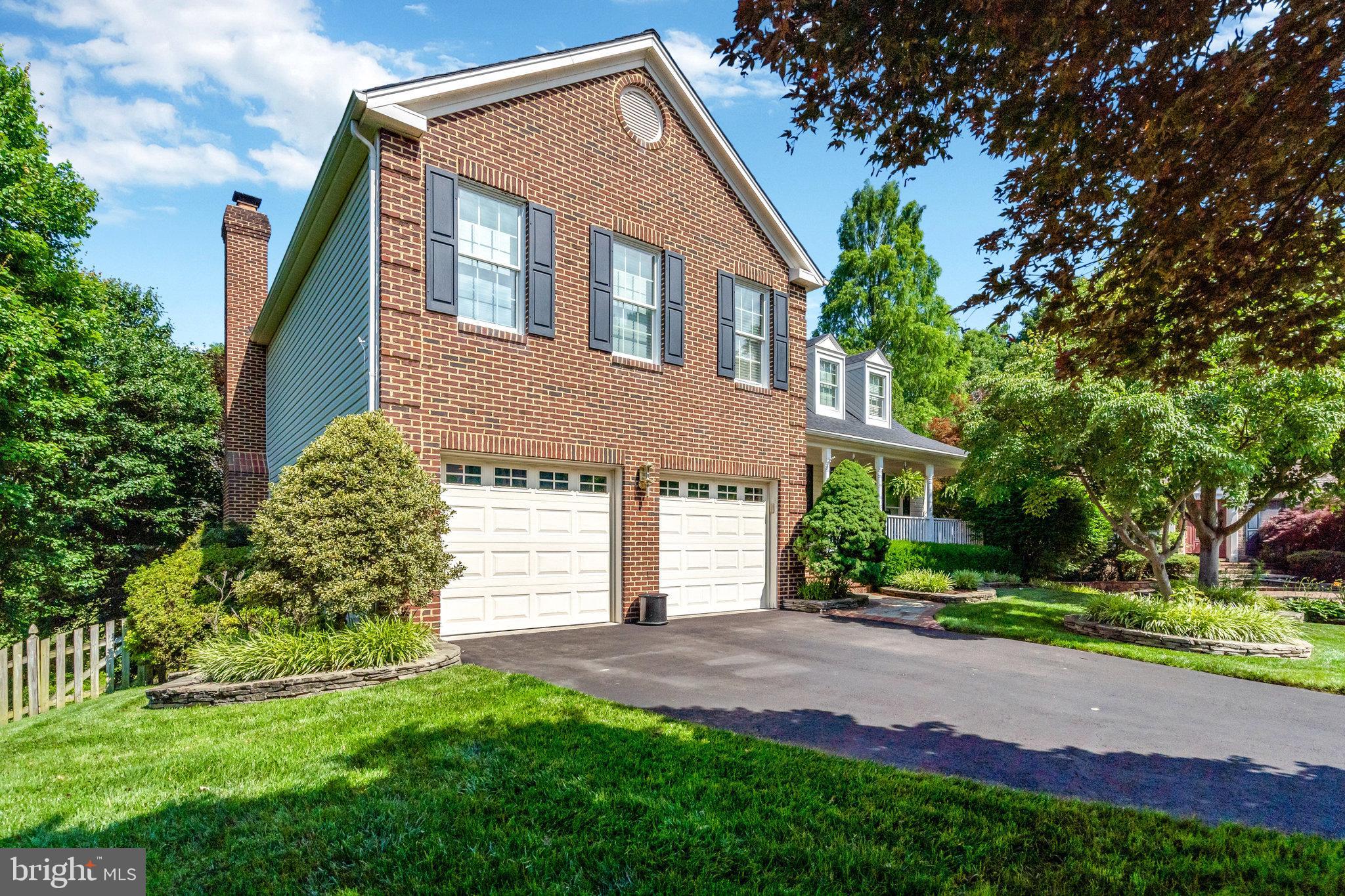COMPTON HEIGHTS - Residential