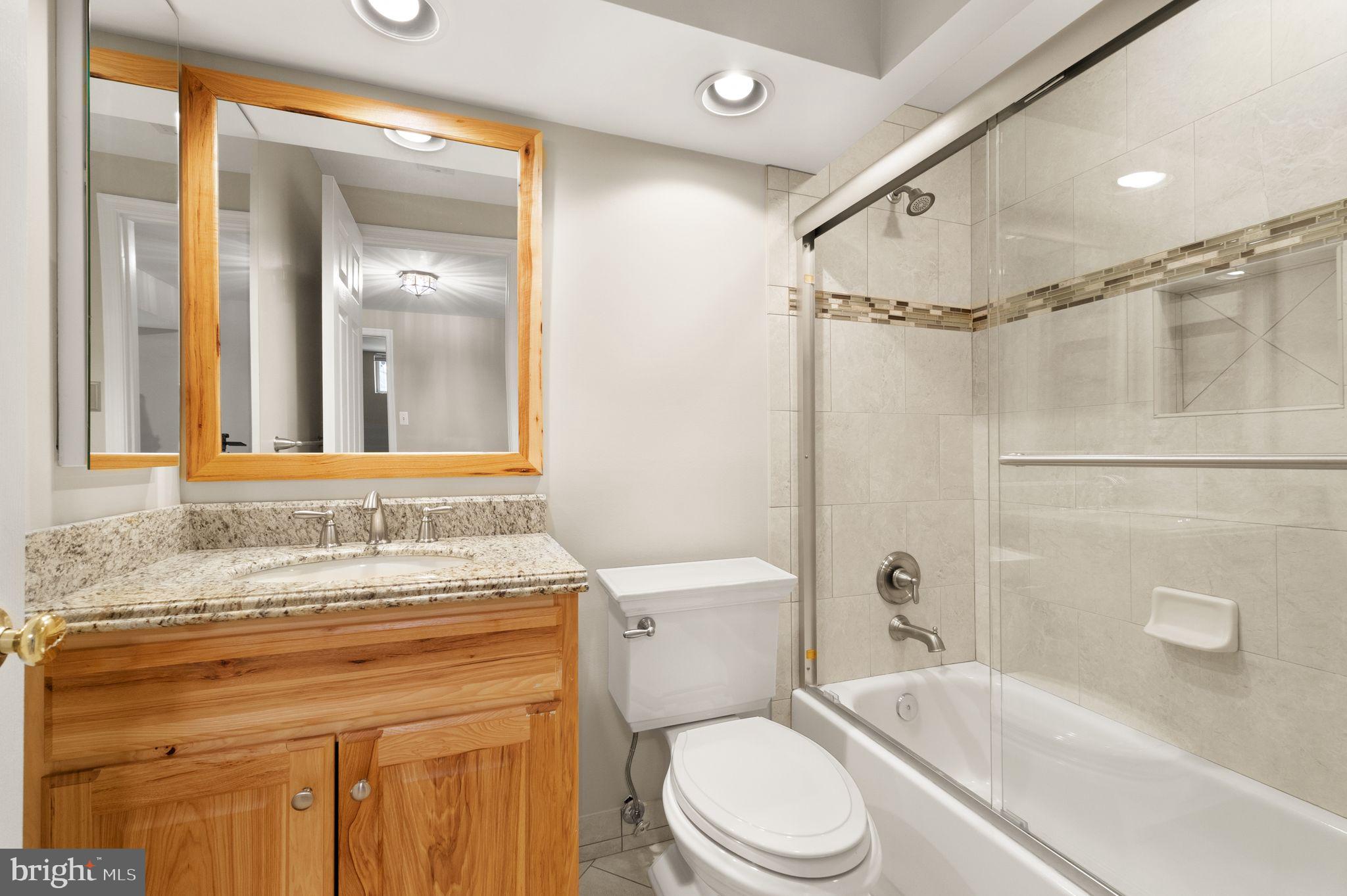 COMPTON HEIGHTS - Residential