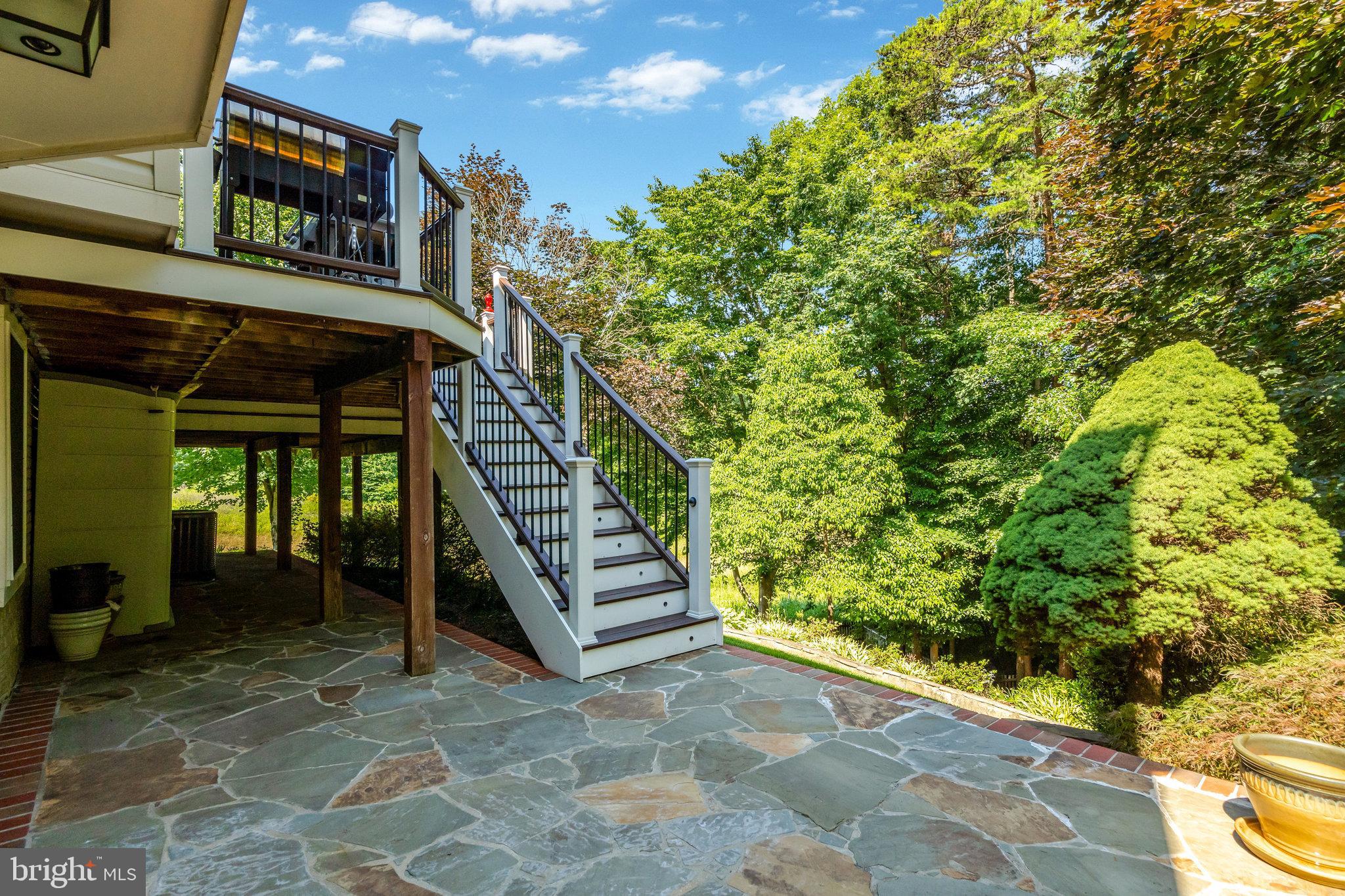 COMPTON HEIGHTS - Residential