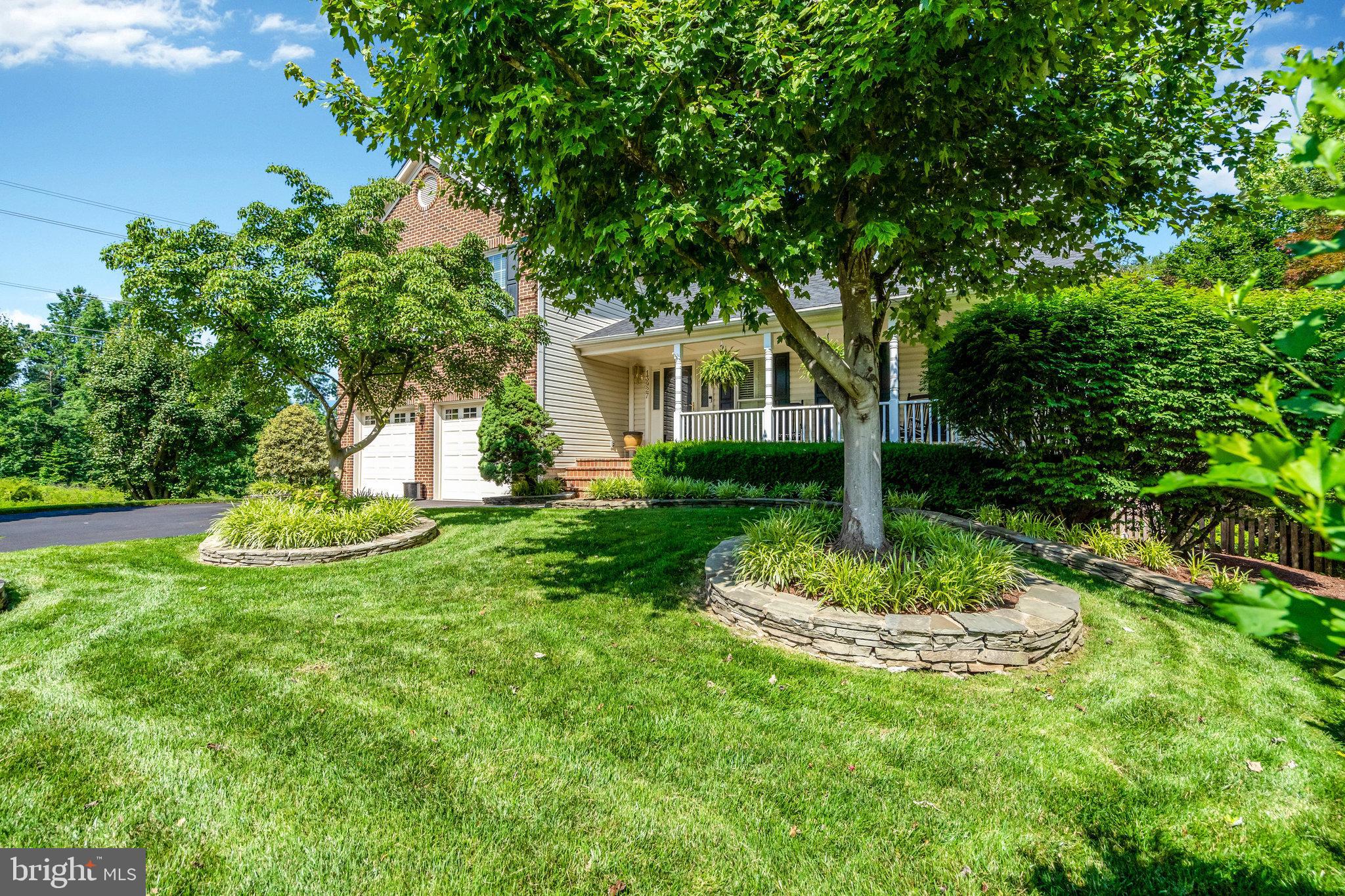 COMPTON HEIGHTS - Residential