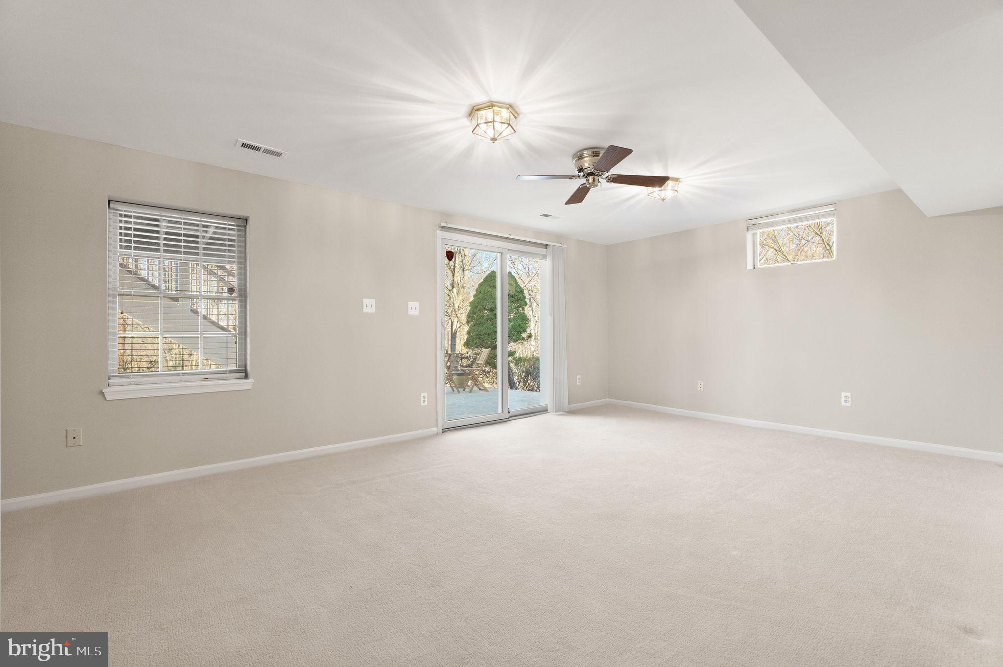 COMPTON HEIGHTS - Residential