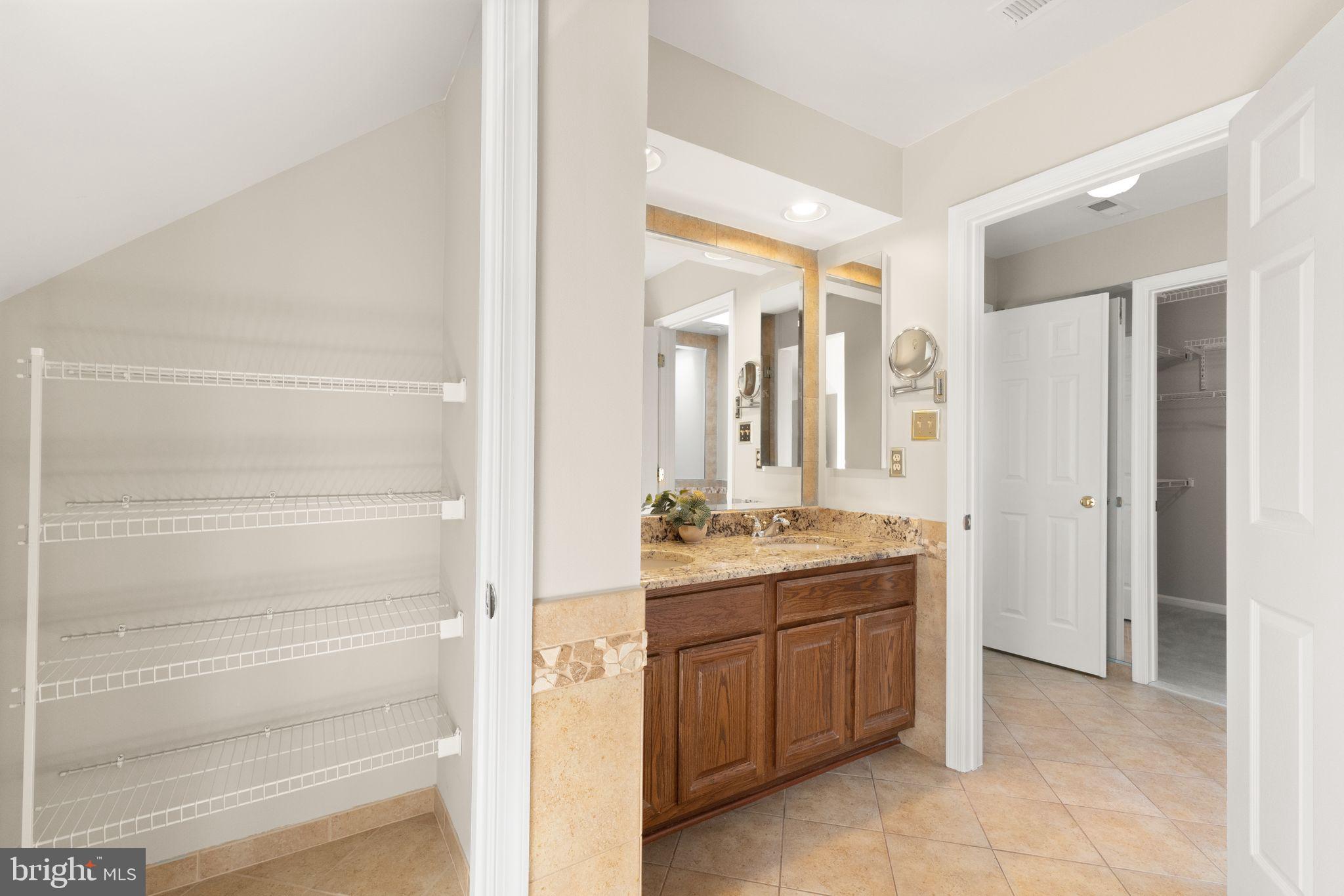 COMPTON HEIGHTS - Residential