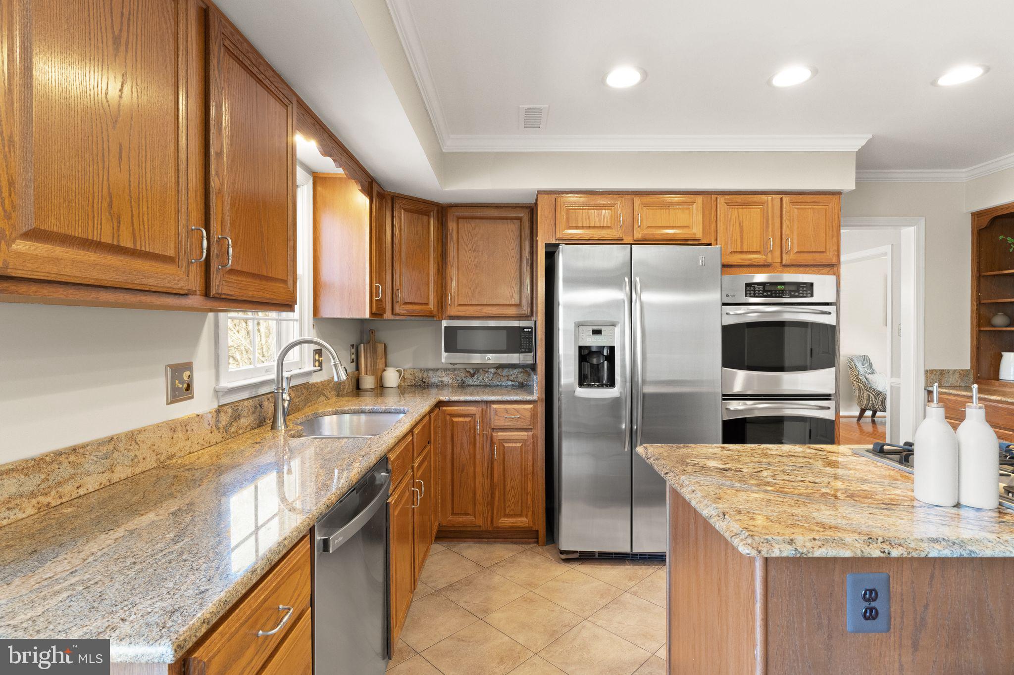 COMPTON HEIGHTS - Residential