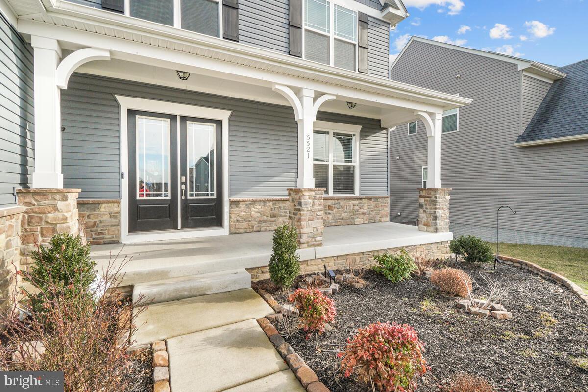 TALLYN RIDGE - Residential