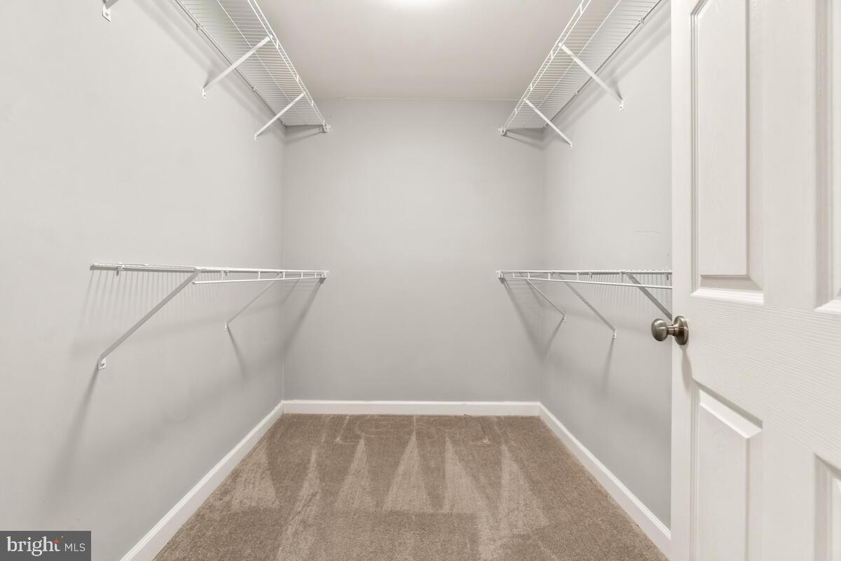 TALLYN RIDGE - Residential