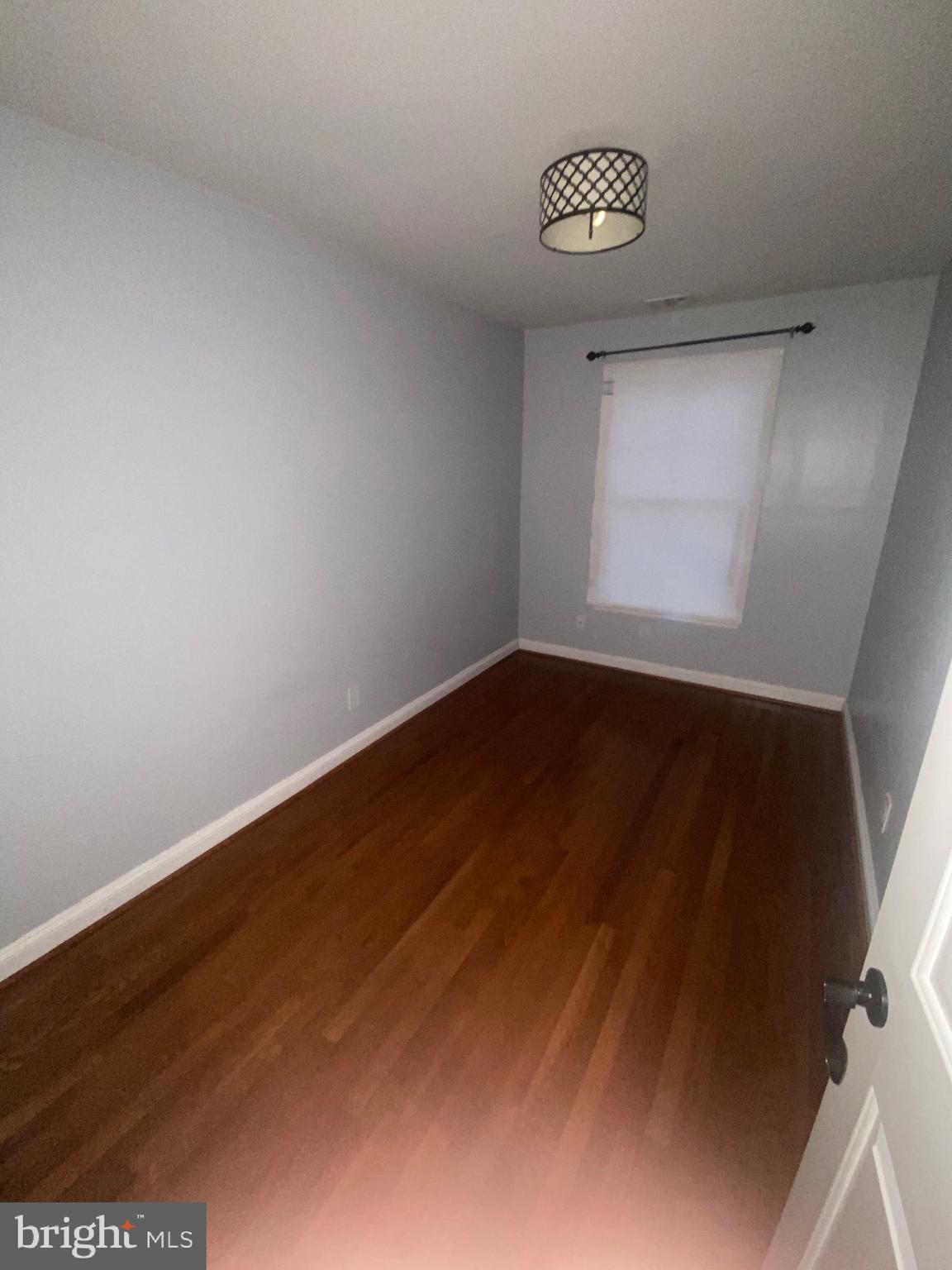 CLIFTON HEIGHTS - Residential