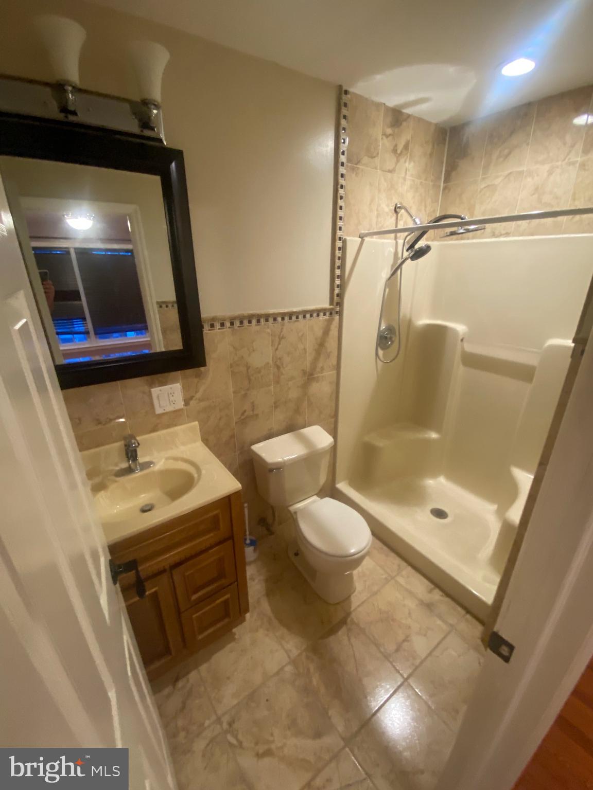 CLIFTON HEIGHTS - Residential