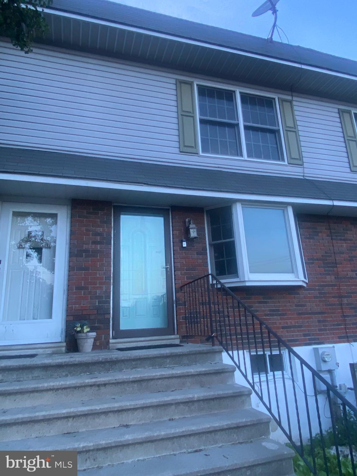 CLIFTON HEIGHTS - Residential