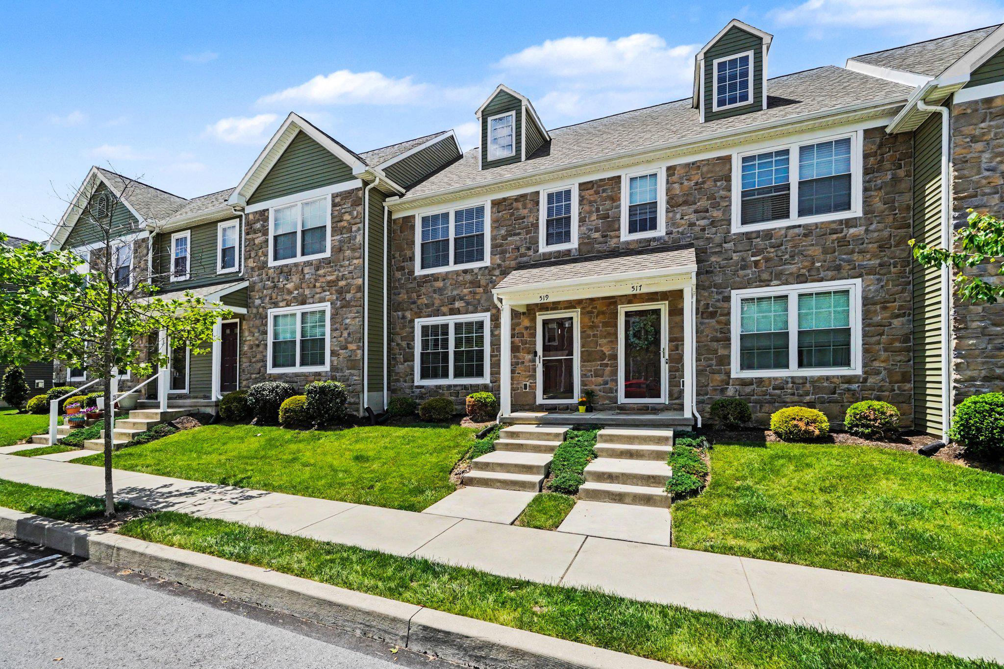 TRAIL SIDE - Residential