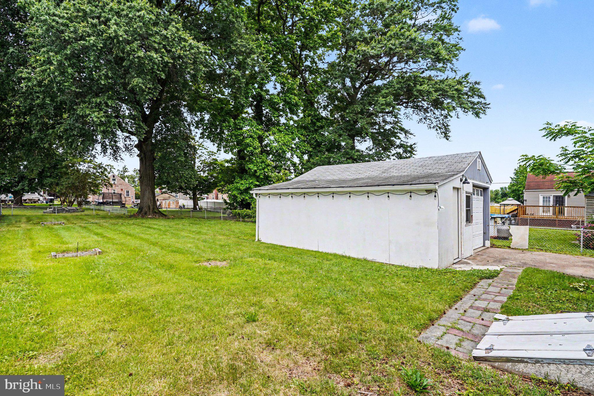 ESSEX - Residential