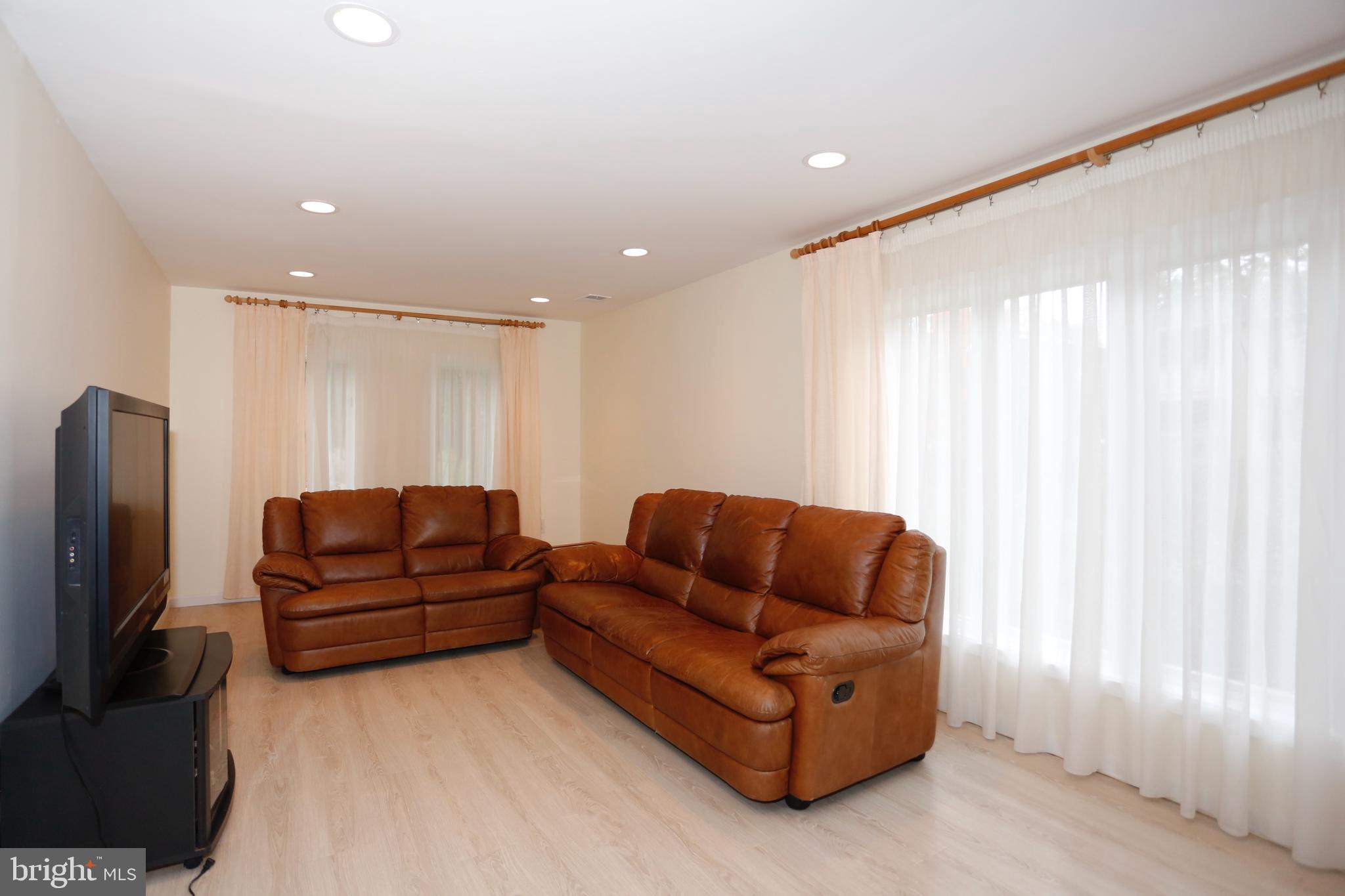 CARTER HILL - Residential