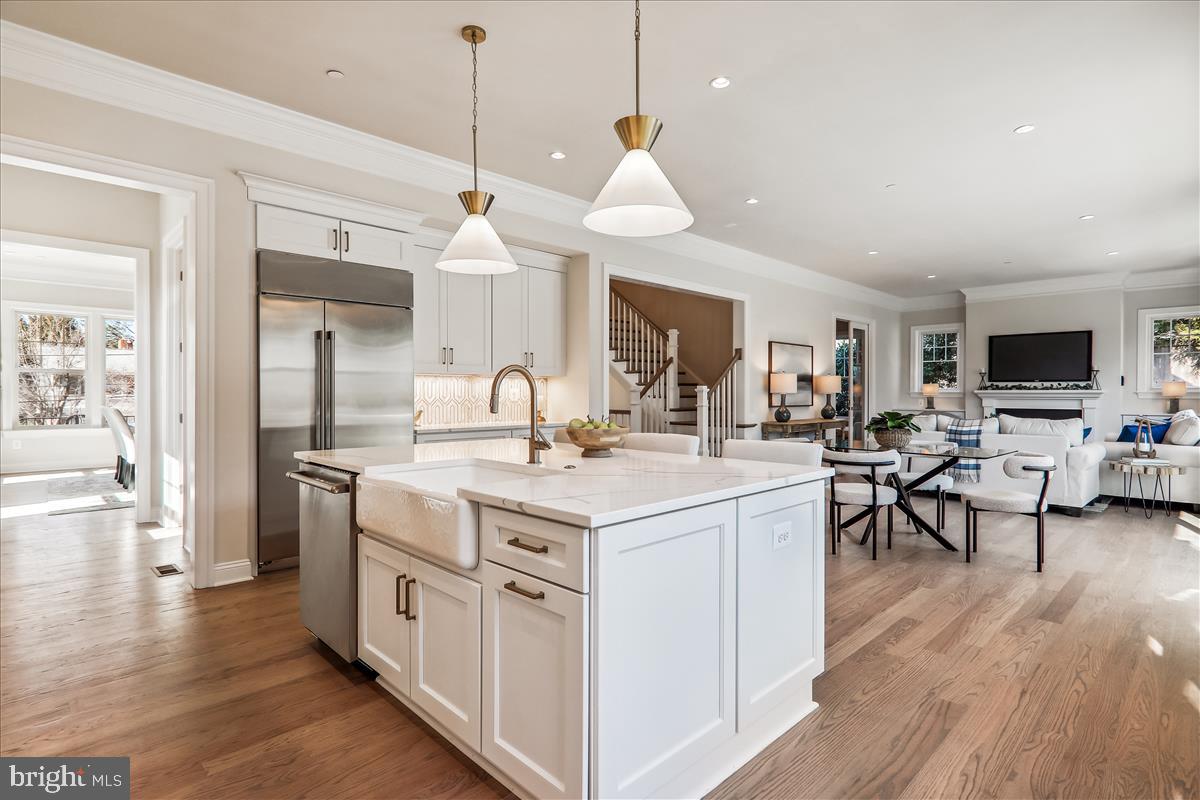 CHEVY CHASE TERRACE - Residential