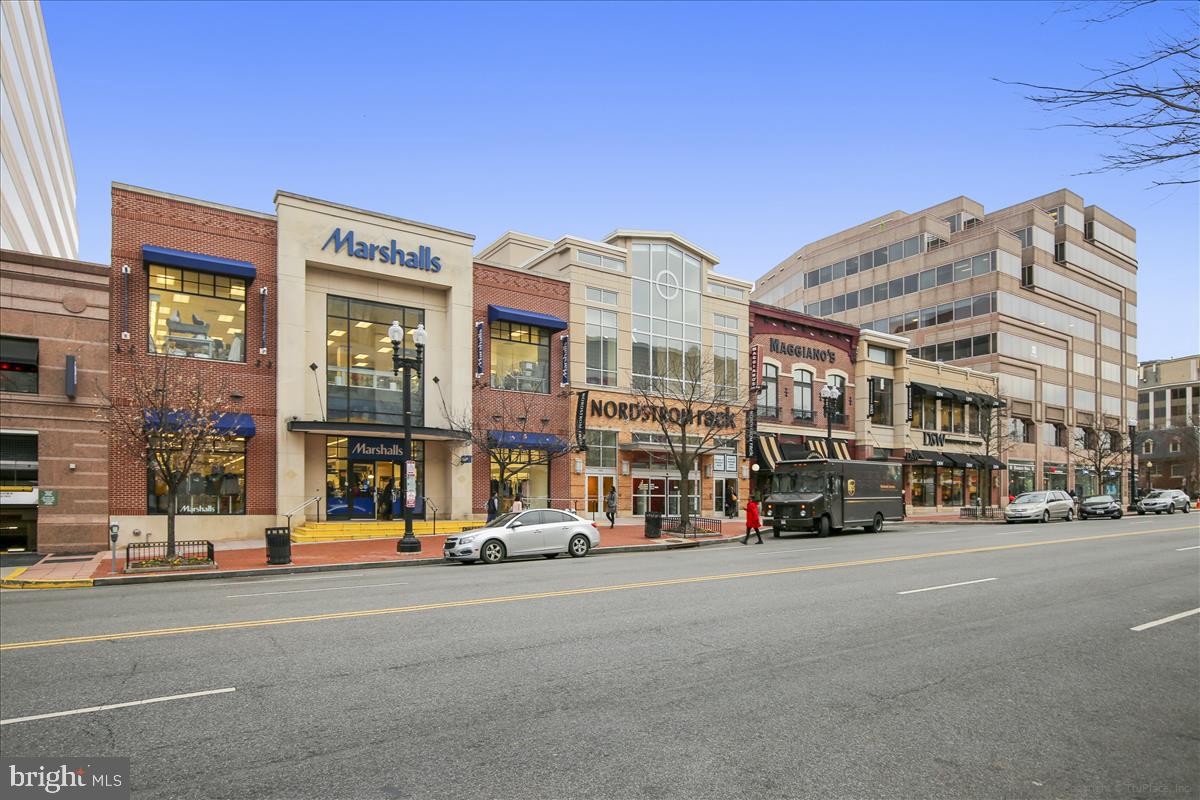 CHEVY CHASE TERRACE - Residential