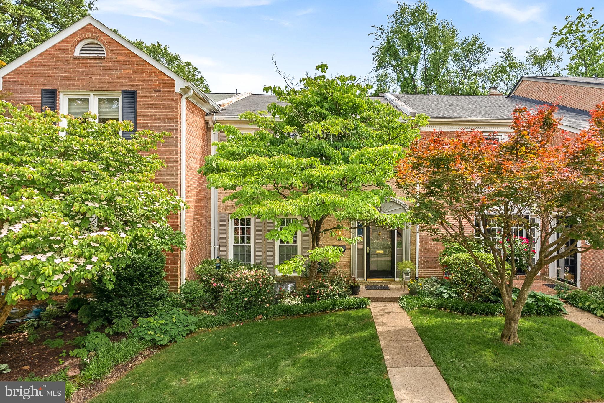 WESTMORELAND SQUARE - Residential