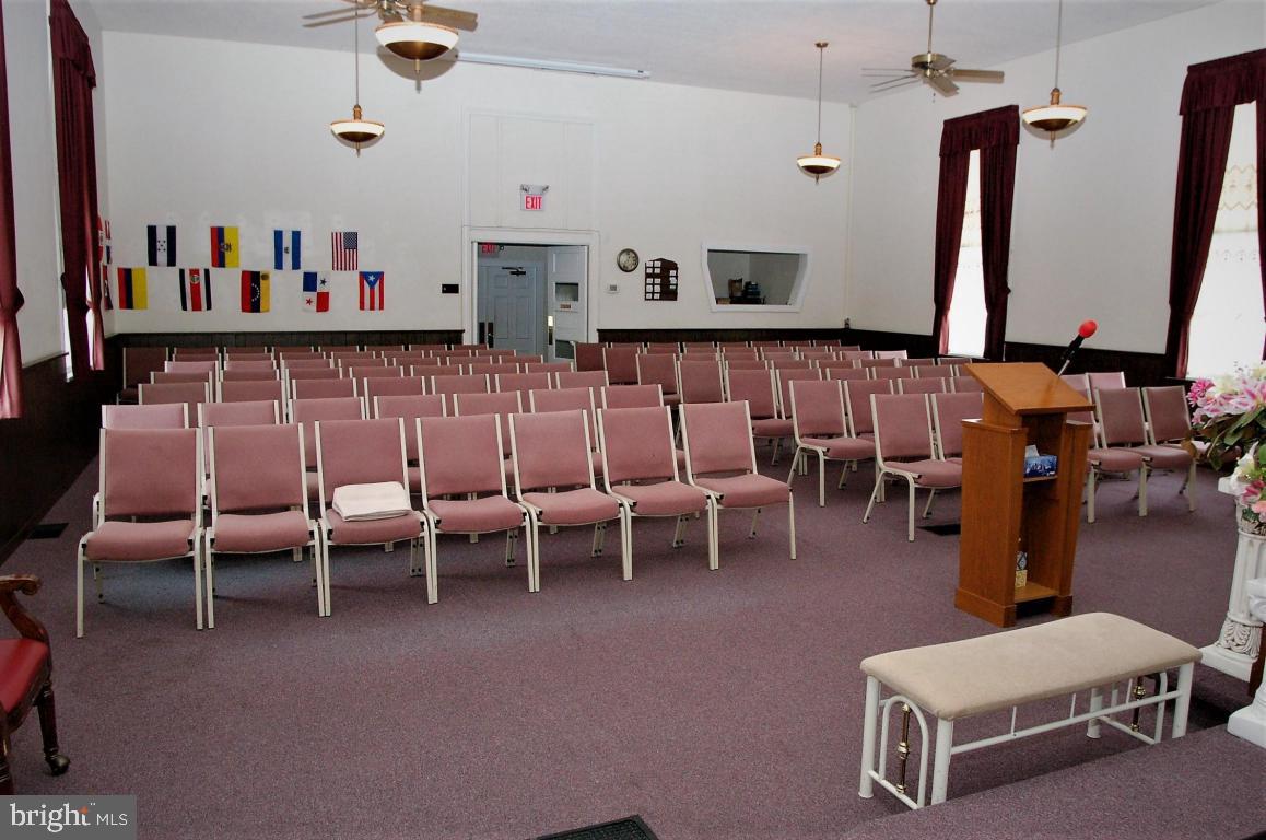 EAST HEMPFIELD TWP - Commercial Sale