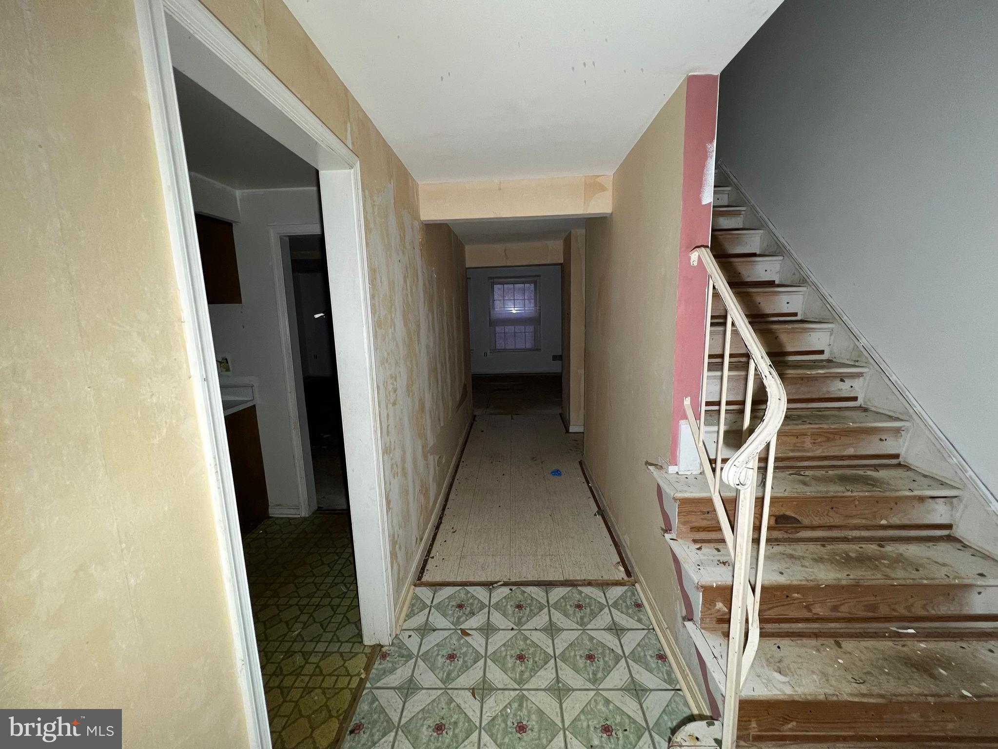 PINEWOOD HILL - Residential