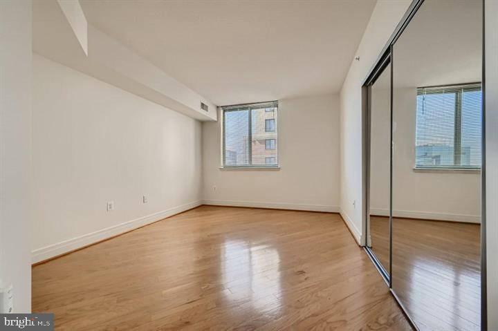 INNER HARBOR - Residential Lease