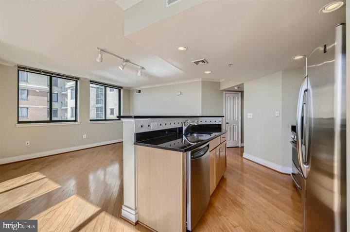 INNER HARBOR - Residential Lease