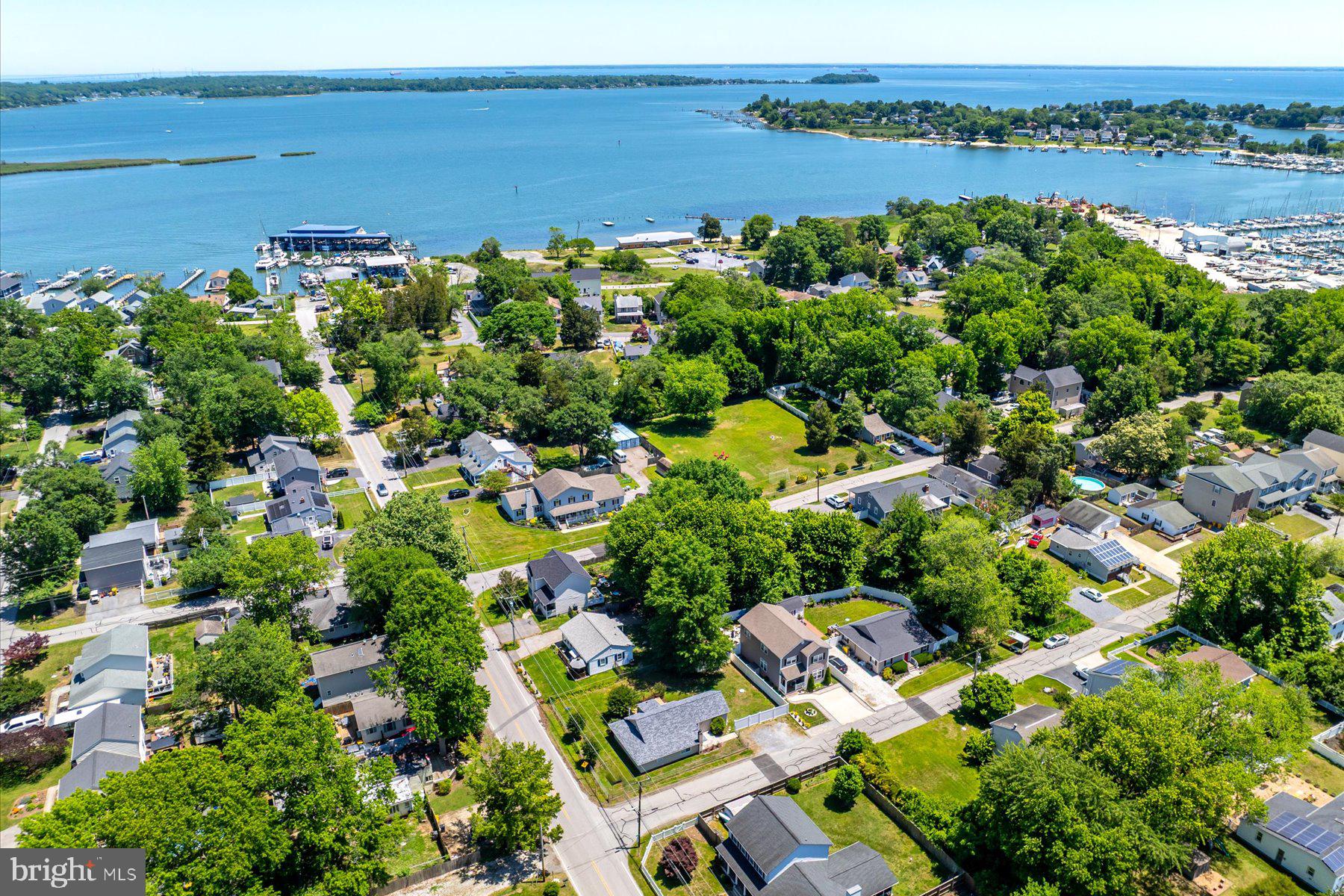 SELBY ON THE BAY - Residential
