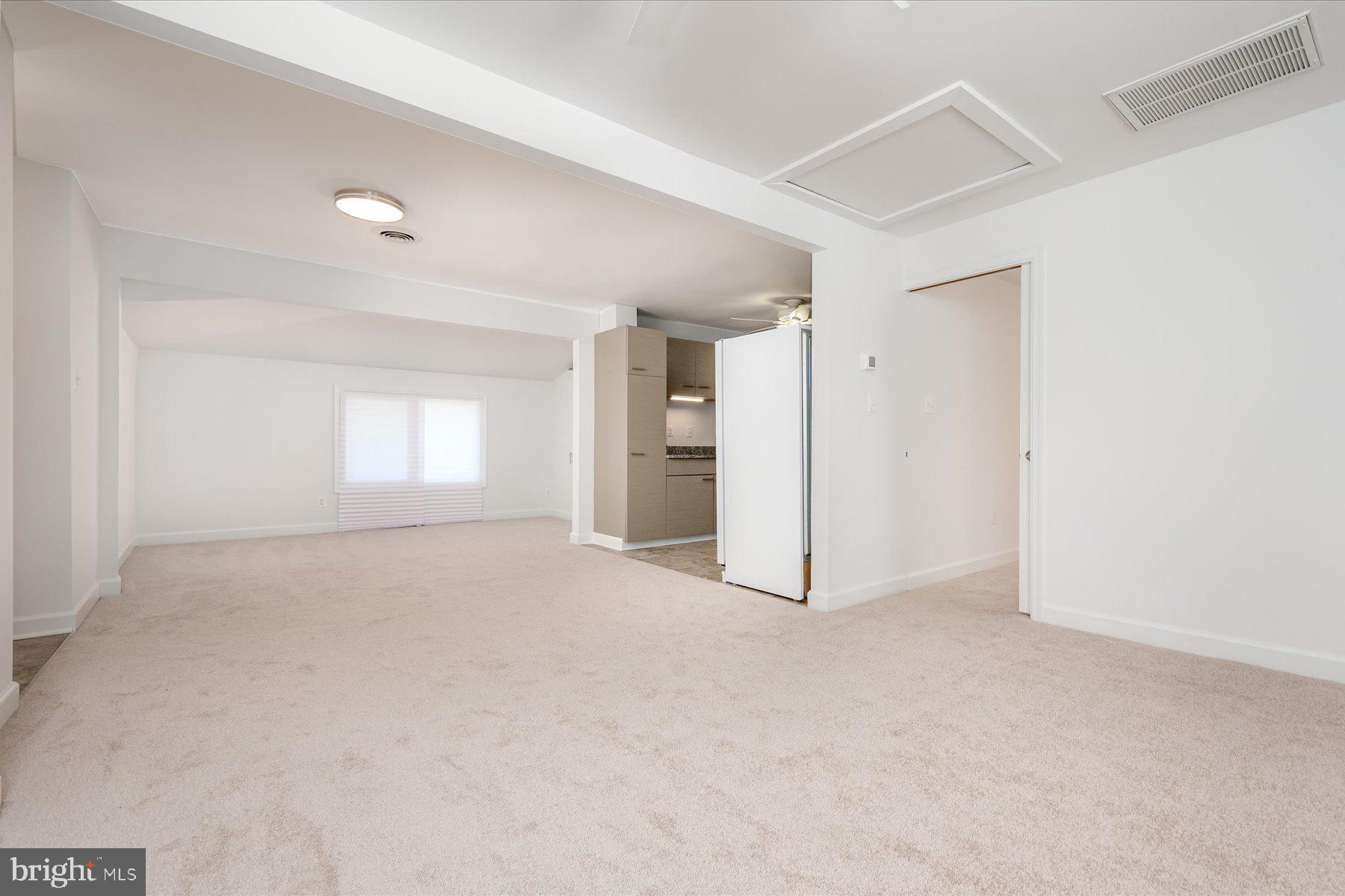 SELBY ON THE BAY - Residential