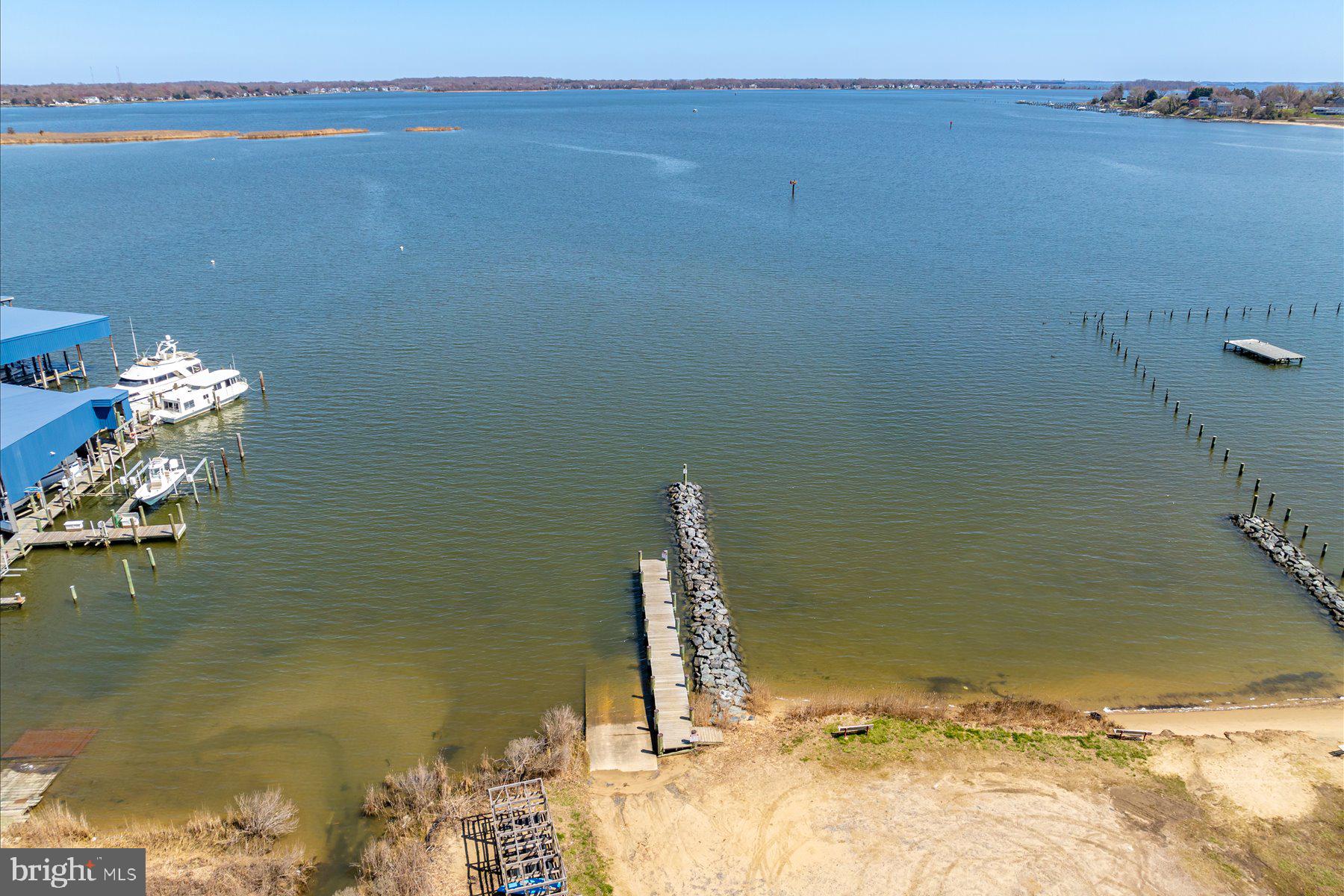 SELBY ON THE BAY - Residential