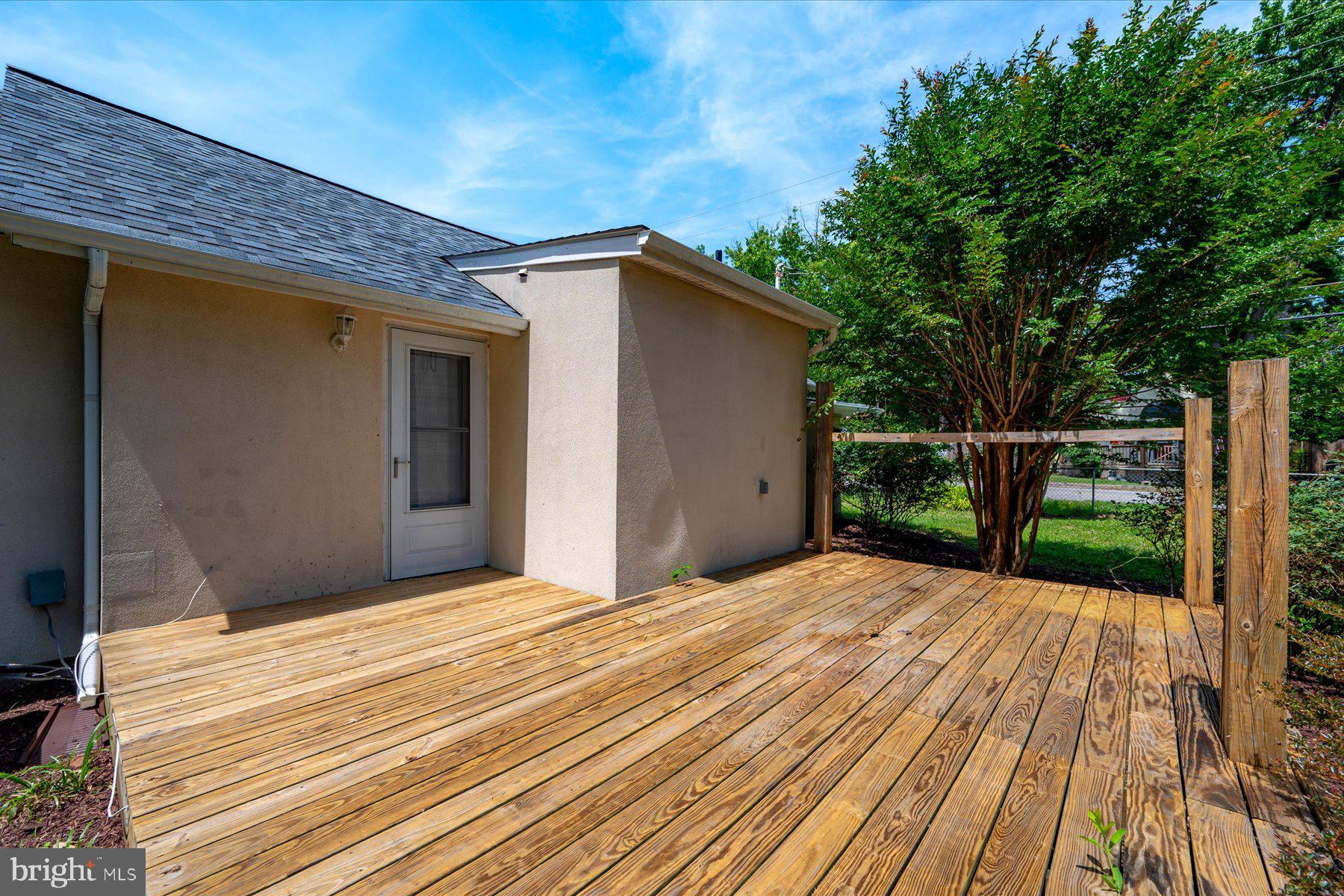 SELBY ON THE BAY - Residential