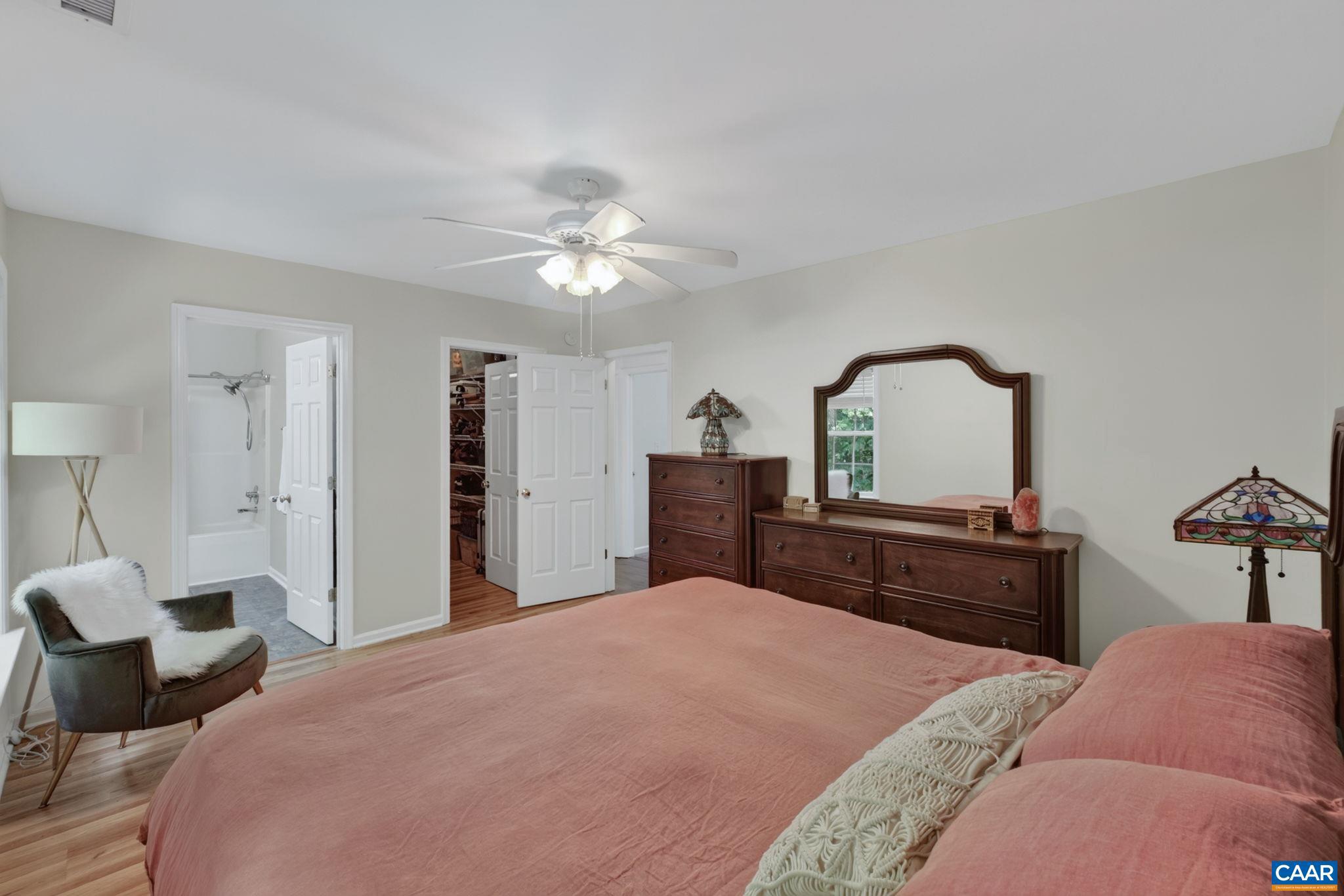 LAKE MONTICELLO - Residential