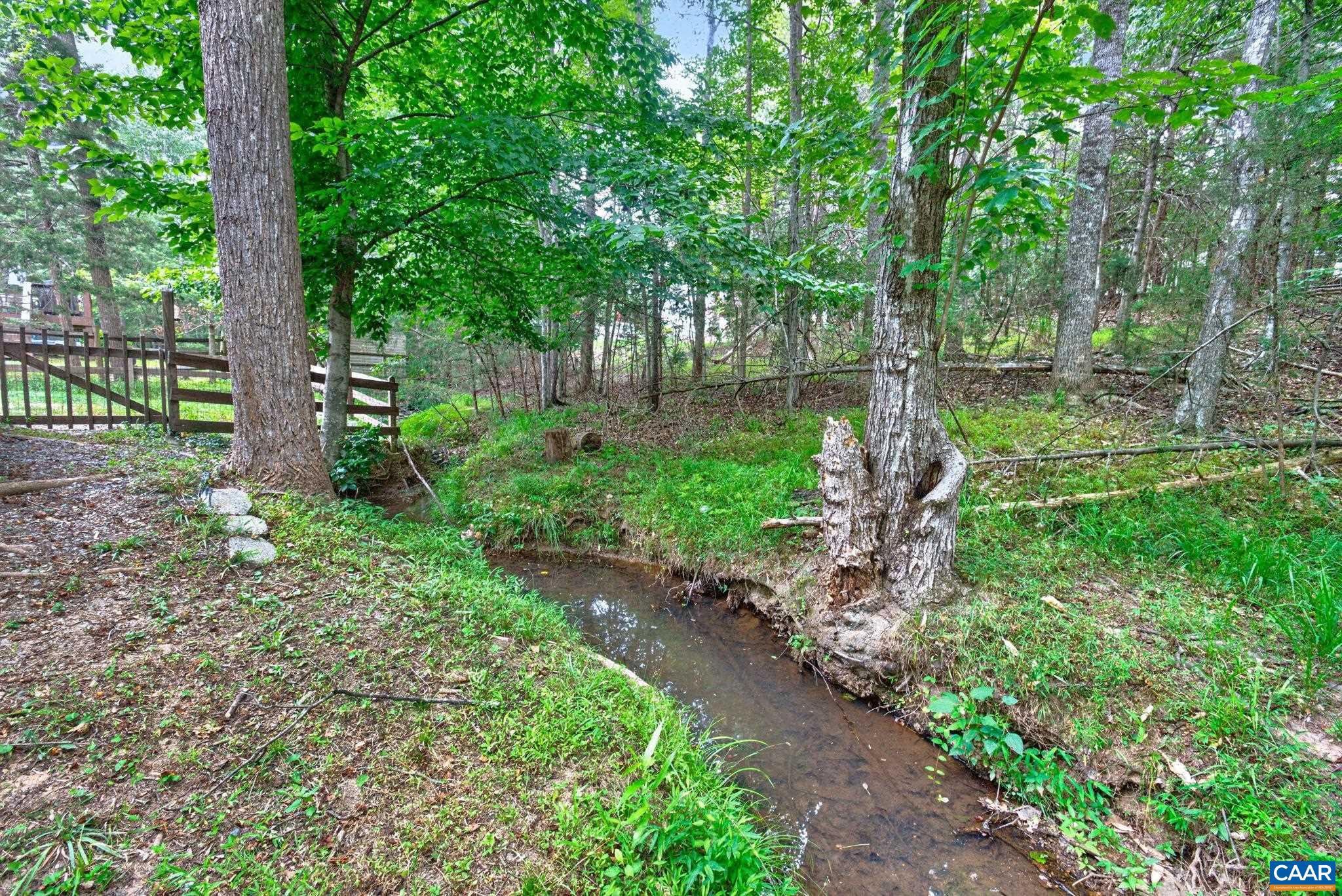 LAKE MONTICELLO - Residential
