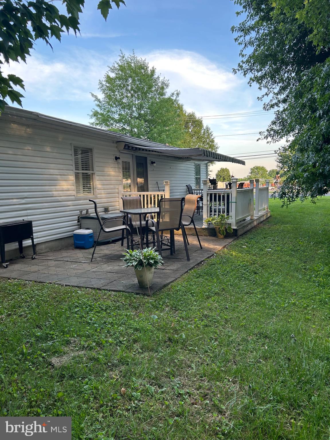 WILLOUGHBY BEACH - Residential