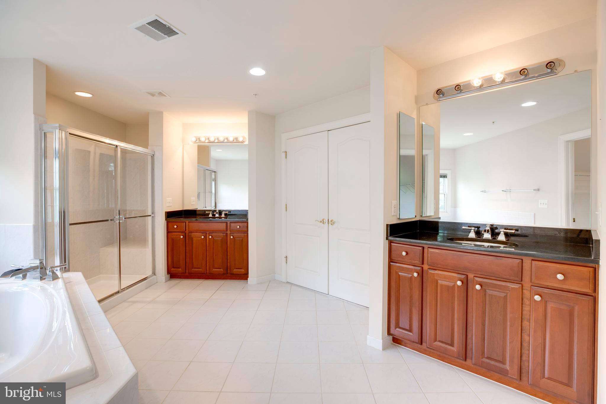CYPRESS RUN - Residential