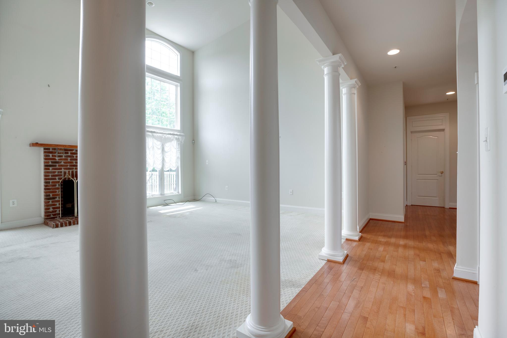 CYPRESS RUN - Residential