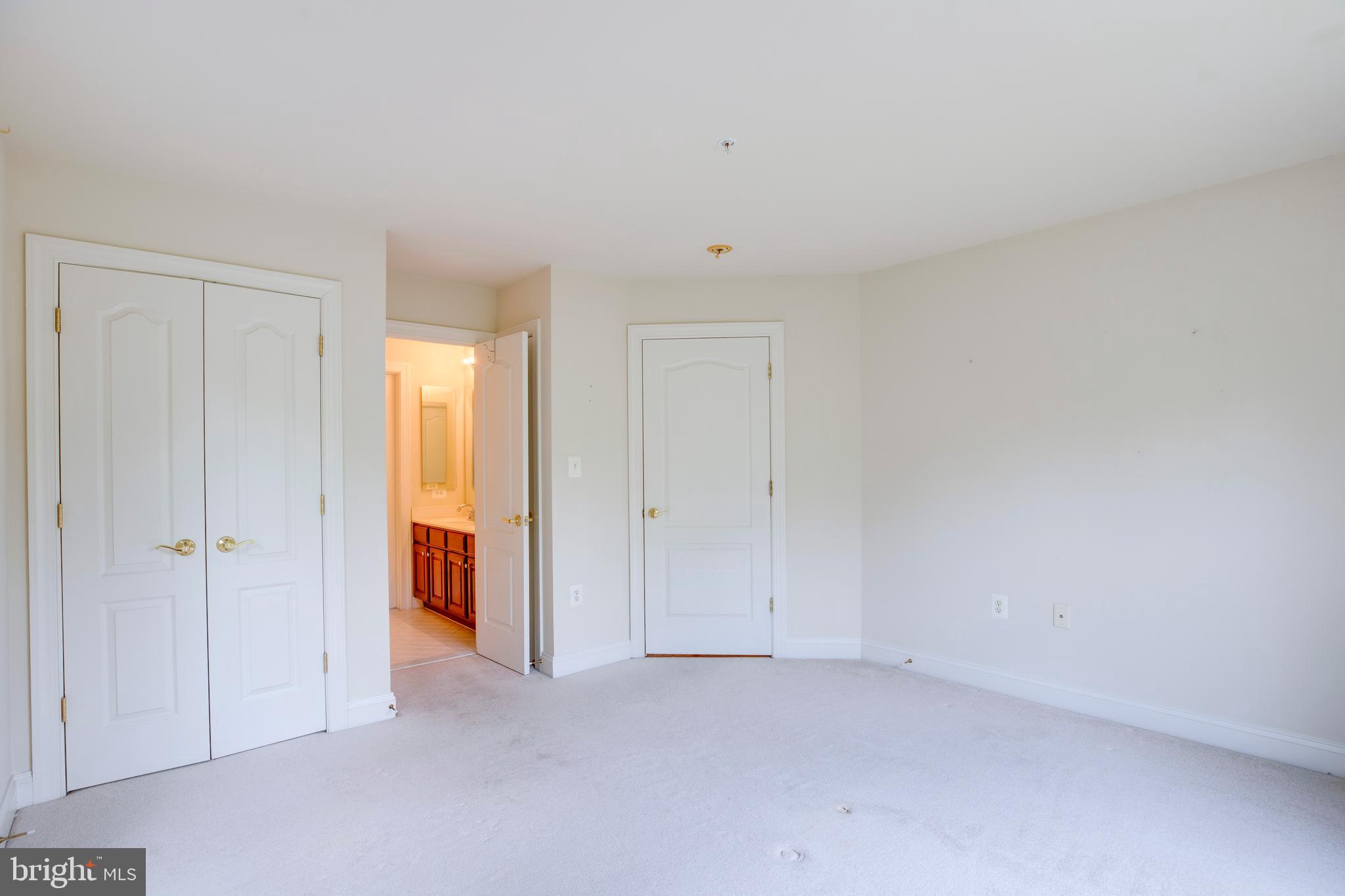 CYPRESS RUN - Residential