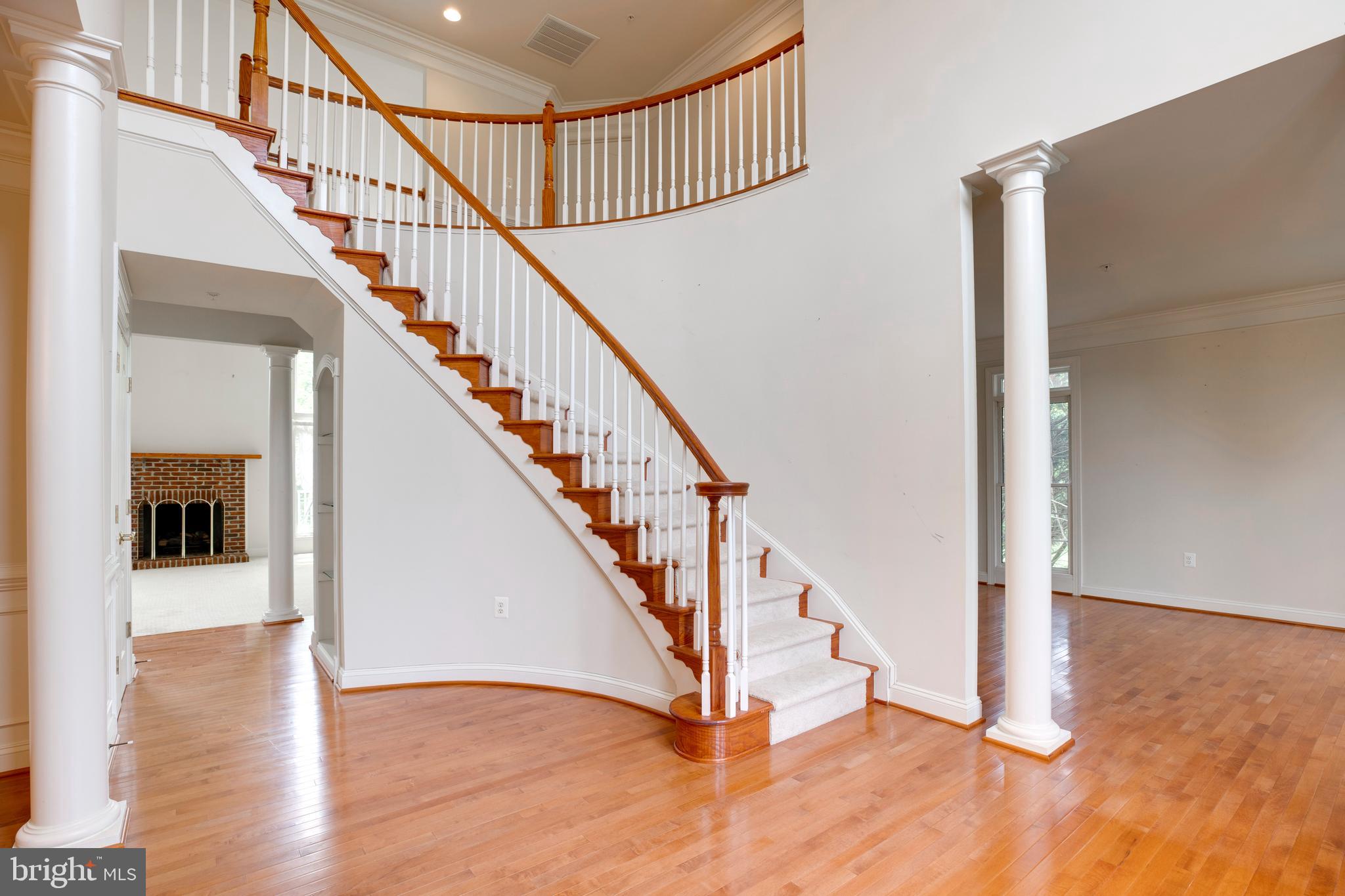 CYPRESS RUN - Residential