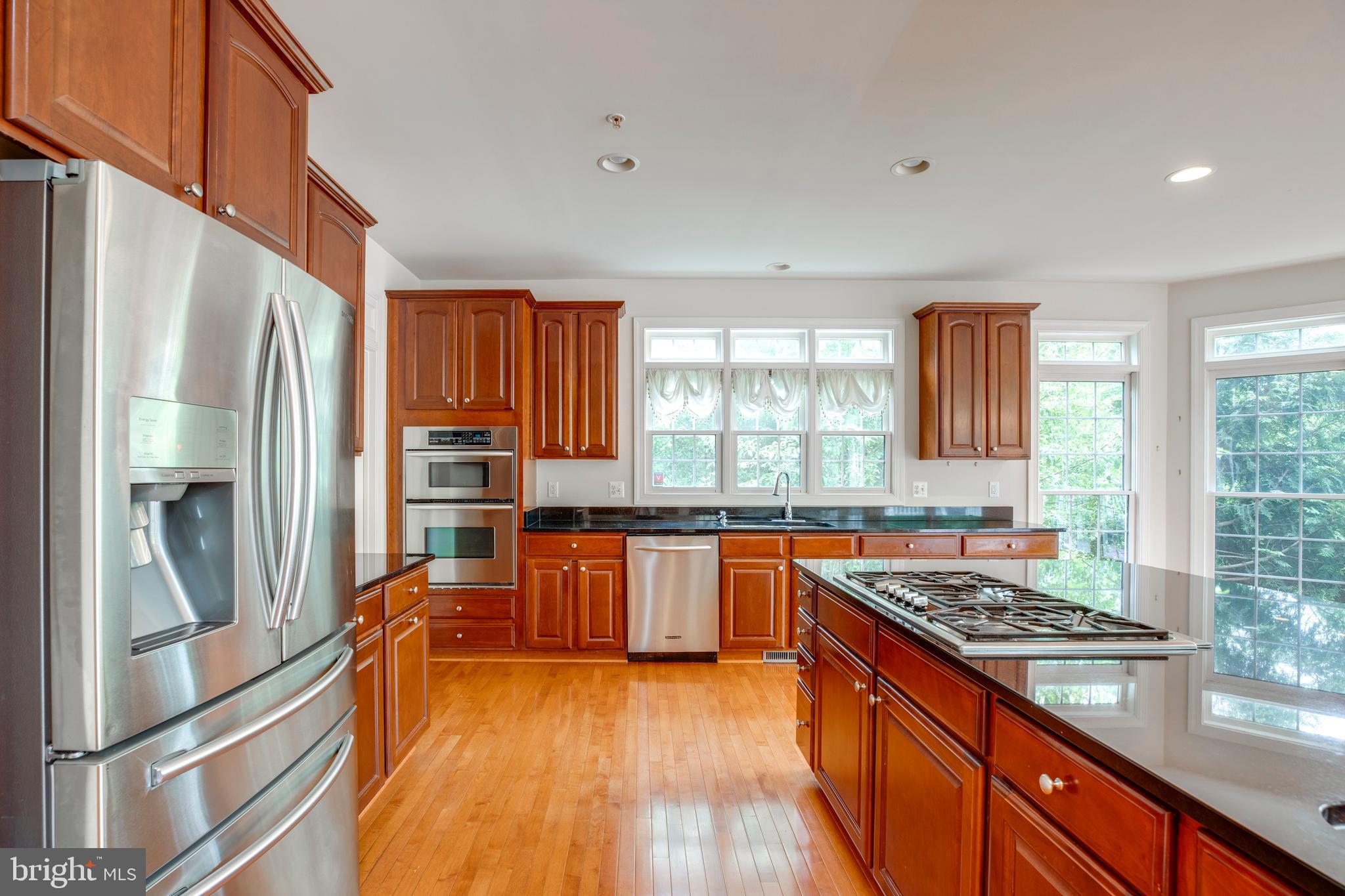 CYPRESS RUN - Residential