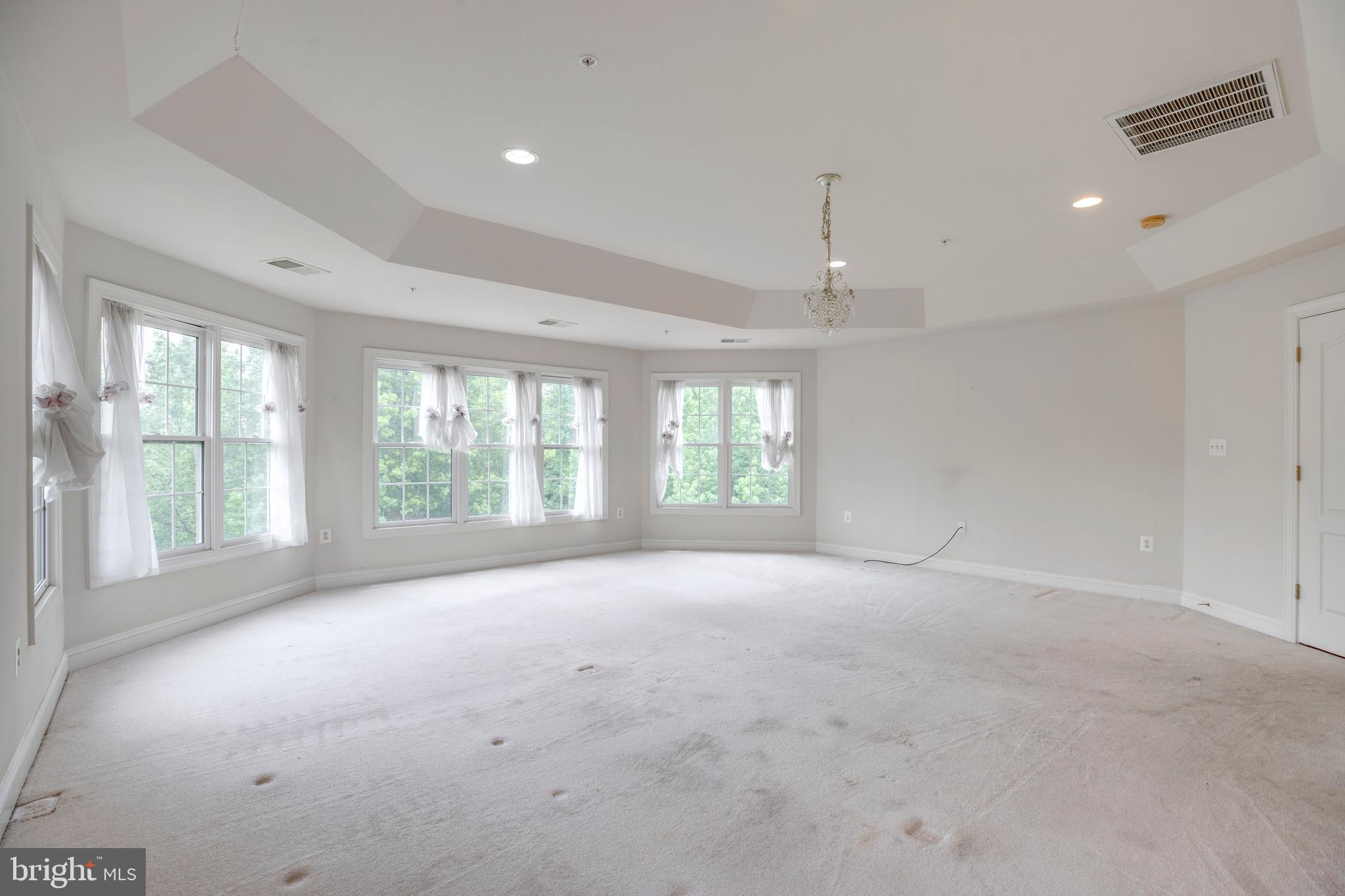 CYPRESS RUN - Residential