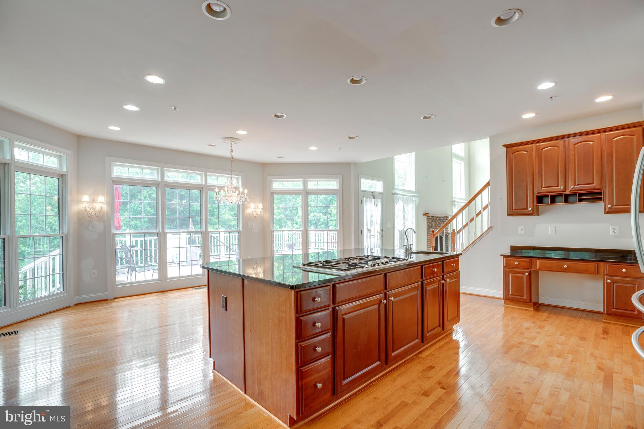 CYPRESS RUN - Residential