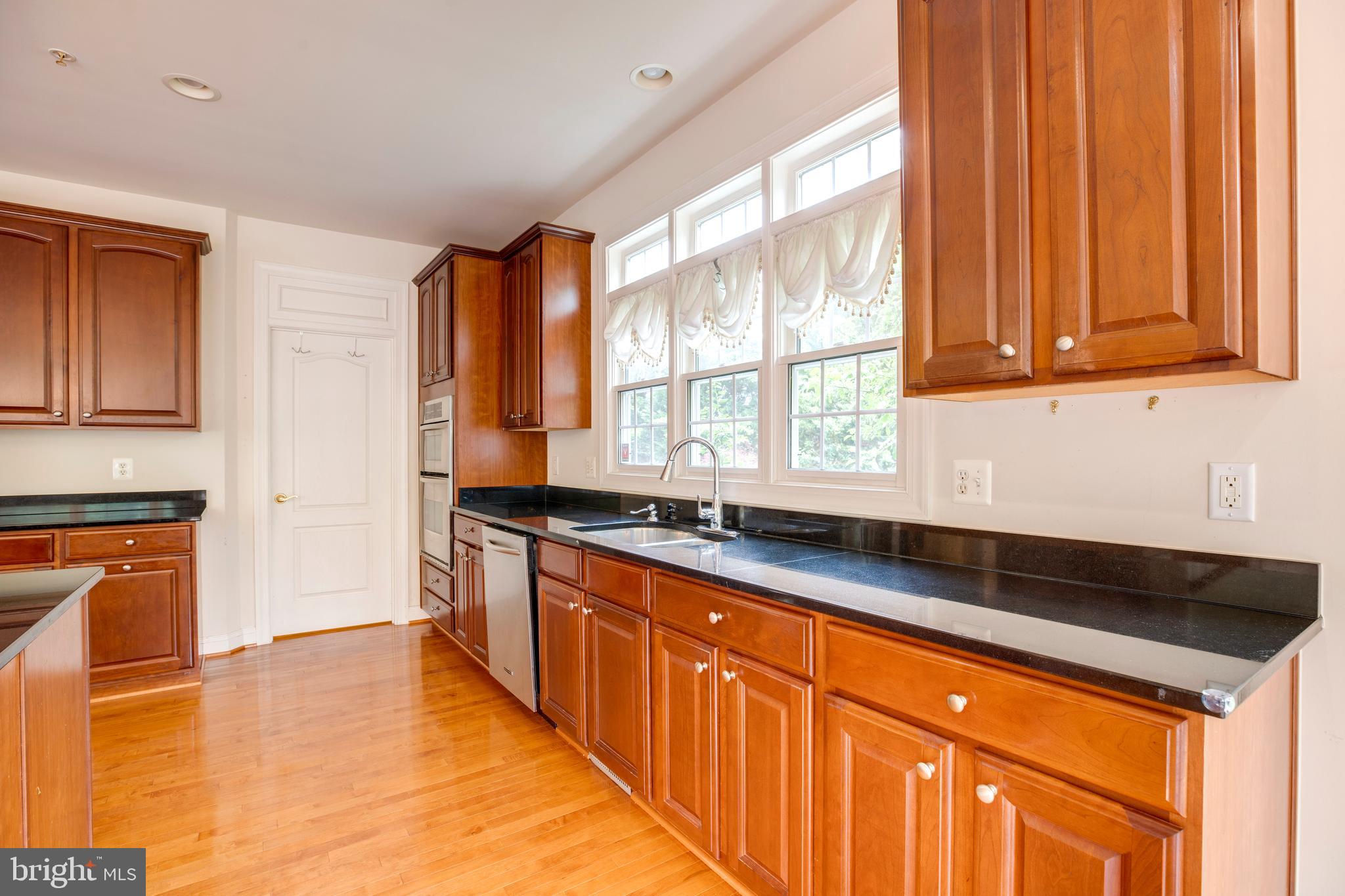 CYPRESS RUN - Residential