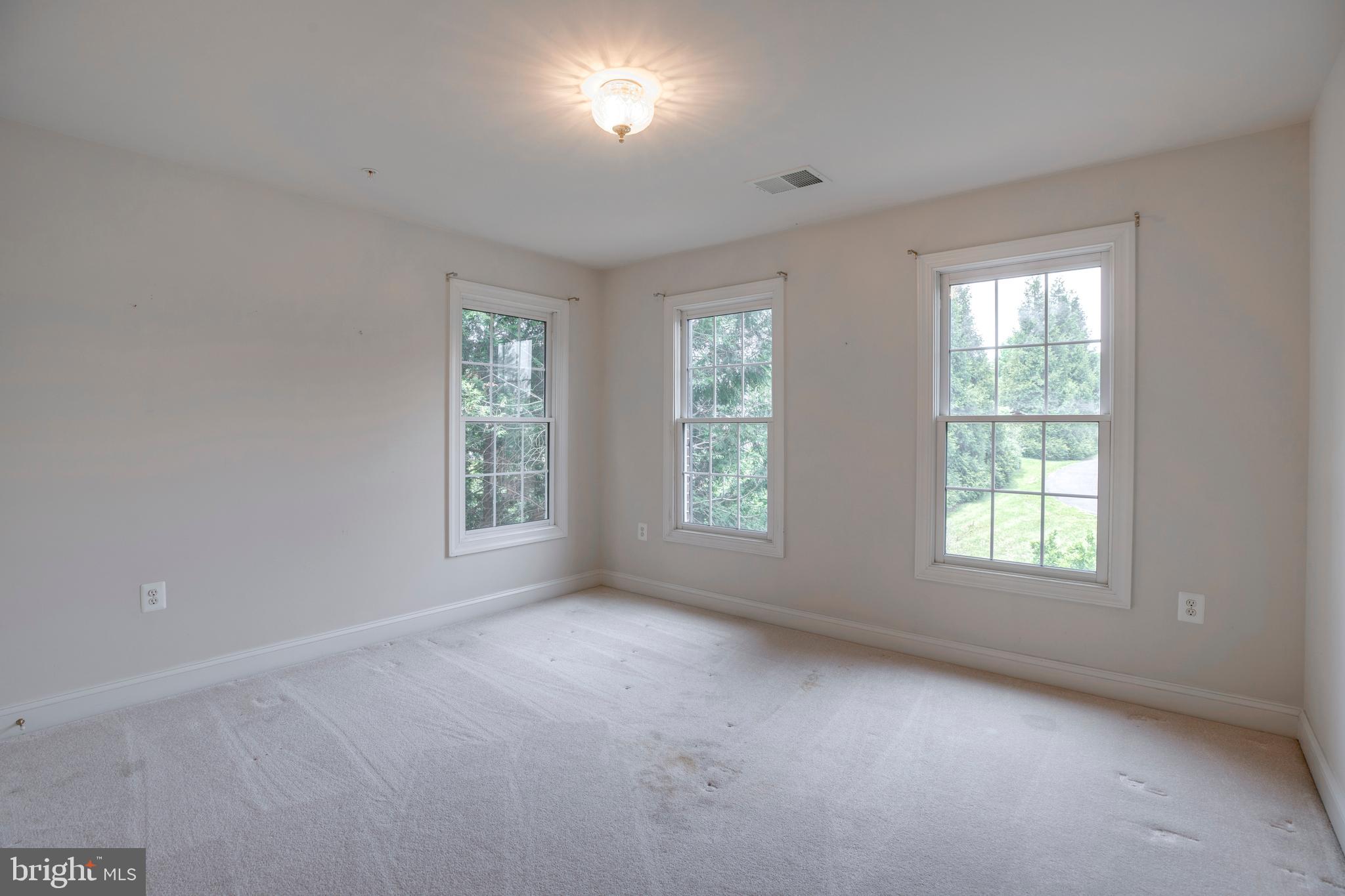 CYPRESS RUN - Residential